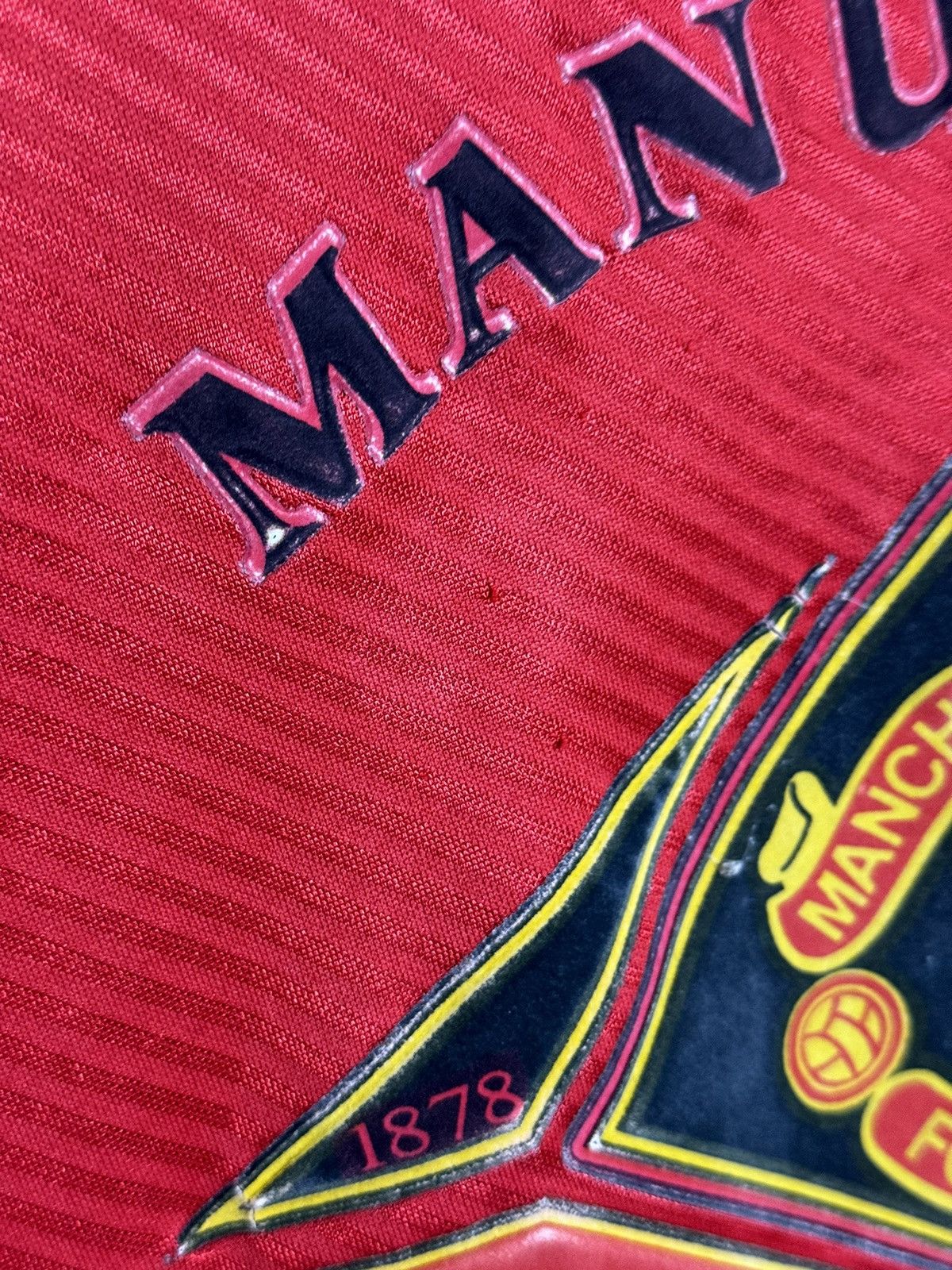 Umbro Vintage Manchester United Training Football Jersey T-Shirt Size US M / EU 48-50 / 2 - 14 Thumbnail