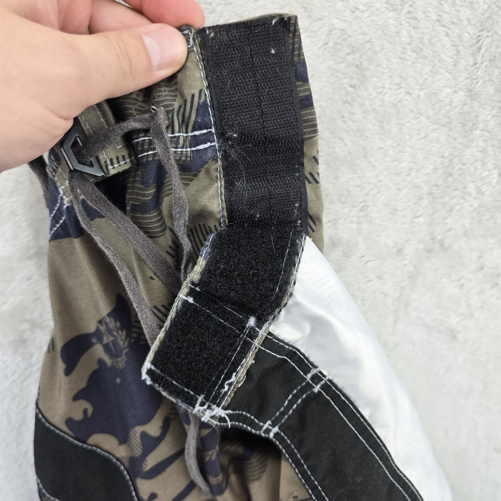 Billabong Vintage Billabong Board Shorts Mens Size 40 Green Camo Y2K Size US 40 / EU 56 - 4 Thumbnail