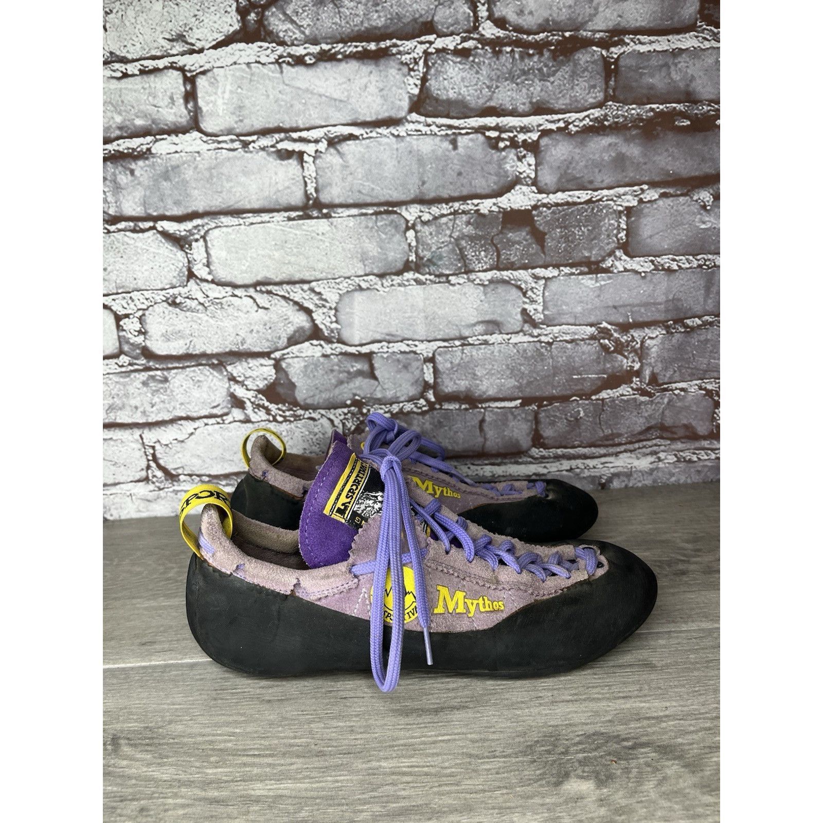 La Sportiva La Sportiva Mythos Climbing Shoes Purple Rock Climb Sneakers Size US 9 / EU 42 - 16 Thumbnail