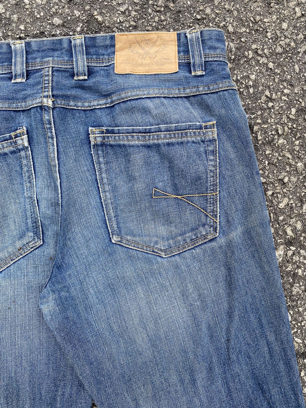 Japanese Brand × Tornado Mart Red Hearing Bootcut Blue Washed Distressed Denim Size US 34 / EU 50 - 13 Thumbnail