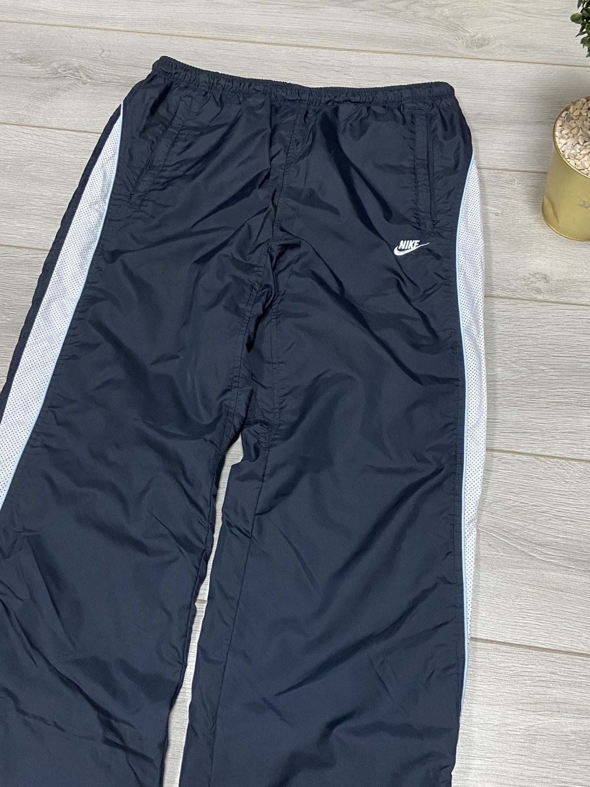 Nike Nike vintage parachute swoosh pants ninja swoosh drill Size US 34 / EU 50 - 2 Thumbnail