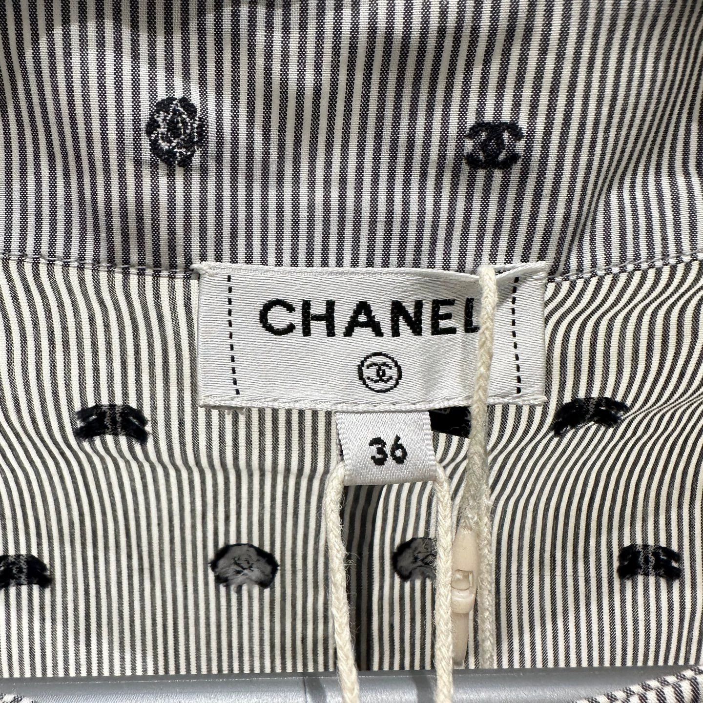 Chanel Chanel mar169 allover logo stripe rhinestone tee Size XS / US 0-2 / IT 36-38 - 3 Thumbnail