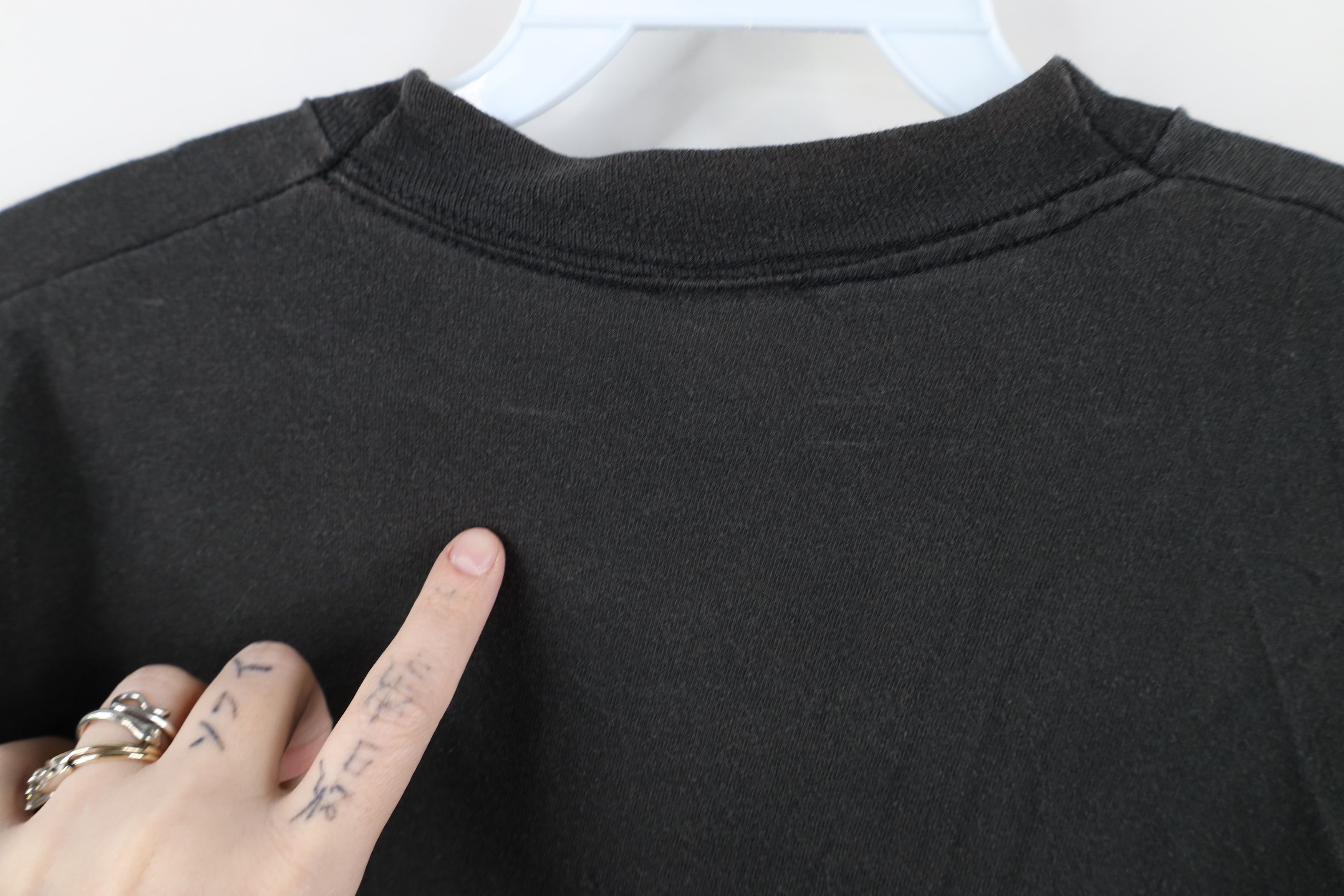 Vintage Vintage 90s Streetwear Faded Cotton Pocket T-Shirt Black USA Size US XL / EU 56 / 4 - 10 Thumbnail