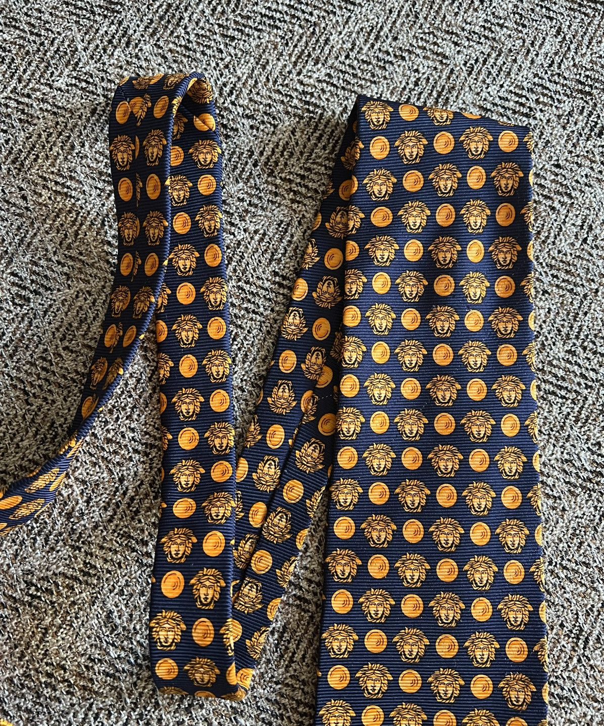 Versace × Vintage Vintage Gianni Versace Golden Medusa Monogram Silk Tie Size ONE SIZE - 3 Thumbnail