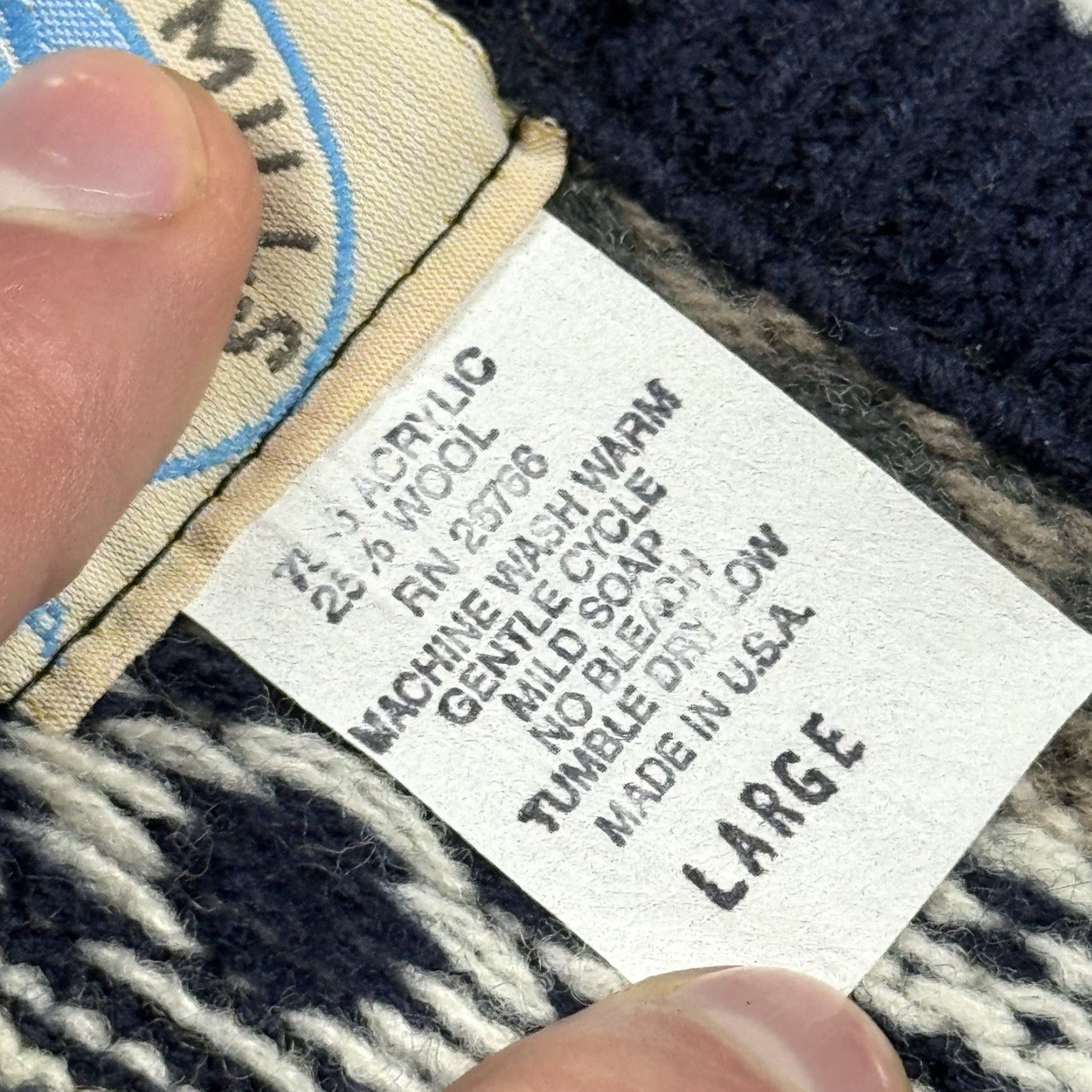 Vintage VTG Royal North Mills Fair Isle Wool Blend Cardigan Mens Large Grey Knit Pullover 90s 80s Vintage USA Made Cardigan Mens Large Gray Blue Size US L / EU 52-54 / 3 - 4 Thumbnail