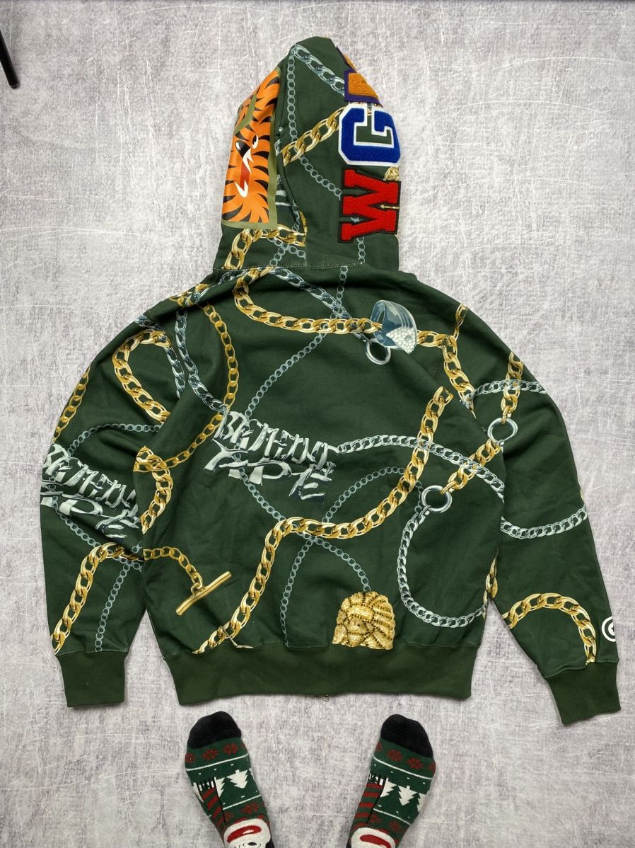Bape A Bathing Ape Bape Jewels Shark Full Zip Hoodie in Cotton Size US L / EU 52-54 / 3 - 5 Thumbnail