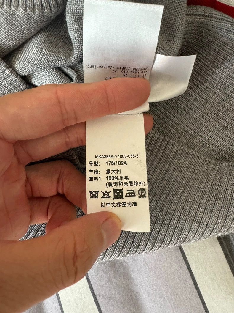 Thom Browne Thom browne Four-strip knitted sweater with gray neck 2504- Size US L / EU 52-54 / 3 - 8 Thumbnail