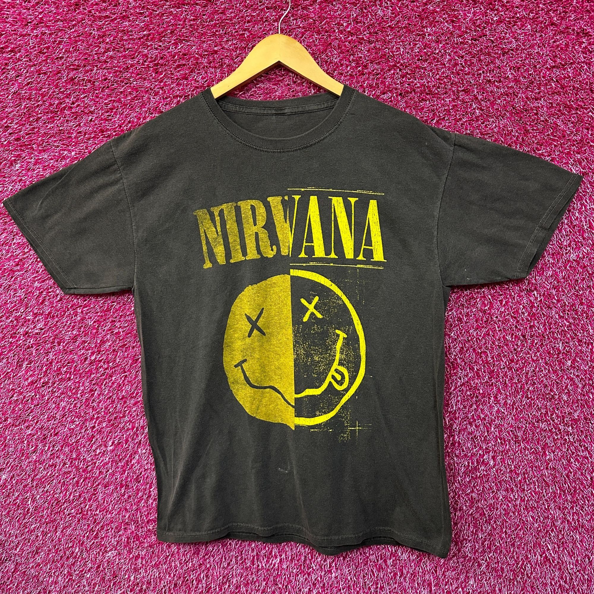 Nirvana Nirvana Never mind Smiley Grunge Tshirt size Large Size US L / EU 52-54 / 3 - 1 Thumbnail