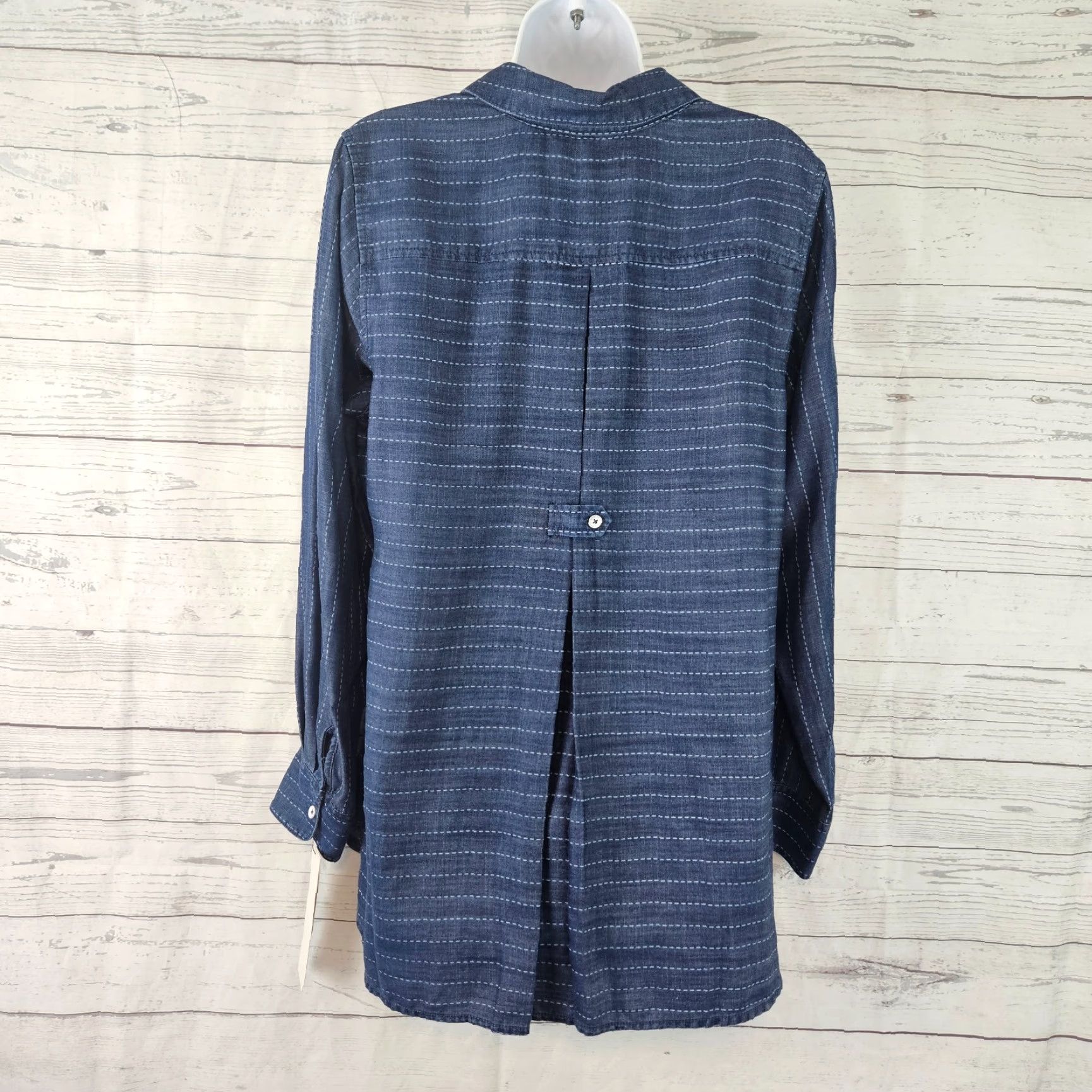 Vintage Foxcroft Womens Button-Up Top Sz 8 Blue Stripe Tencel Long Sleeve Shirt Womens Size M / US 6-8 / IT 42-44 - 3 Thumbnail