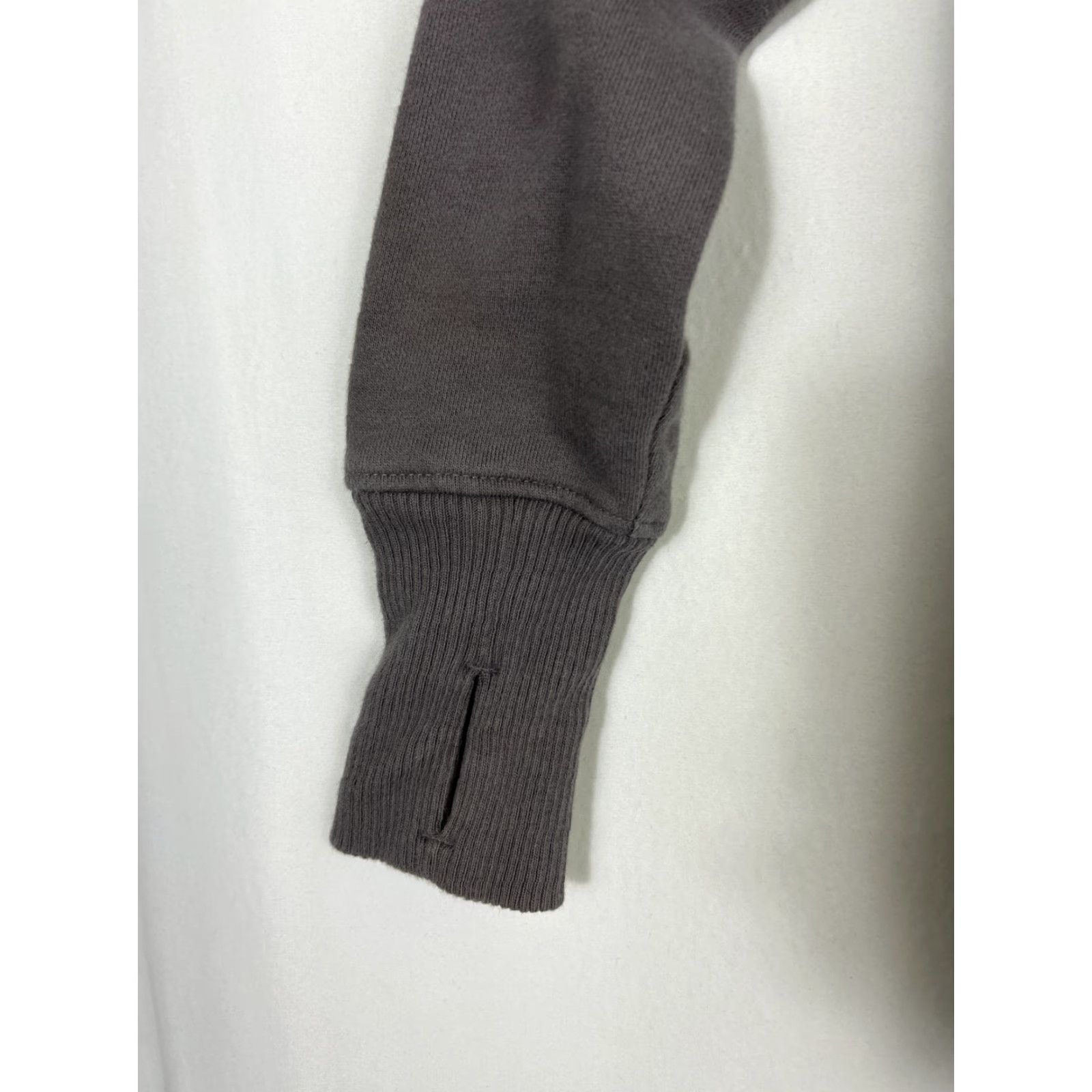 Athleta Athleta Sweatshirt Pullover Women’s XS Gray Thumbhole Funnel Neck Turtleneck Activewear Pullover Size XS / US 0-2 / IT 36-38 - 3 Thumbnail