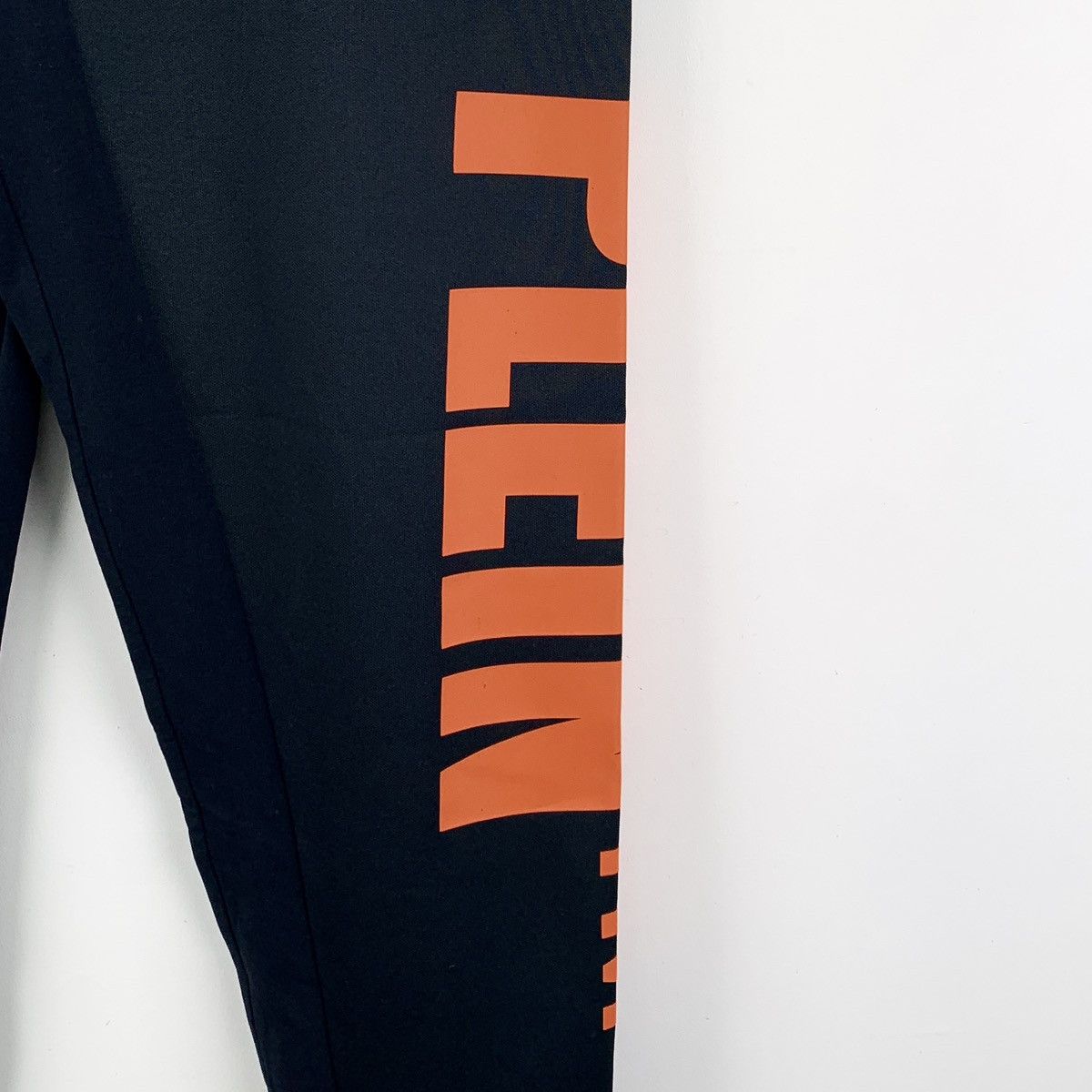 Philipp Plein Philipp Plein Black Logo Printed Cuffed Sweatpants K26WX Size US 38 / EU 54 - 4 Thumbnail
