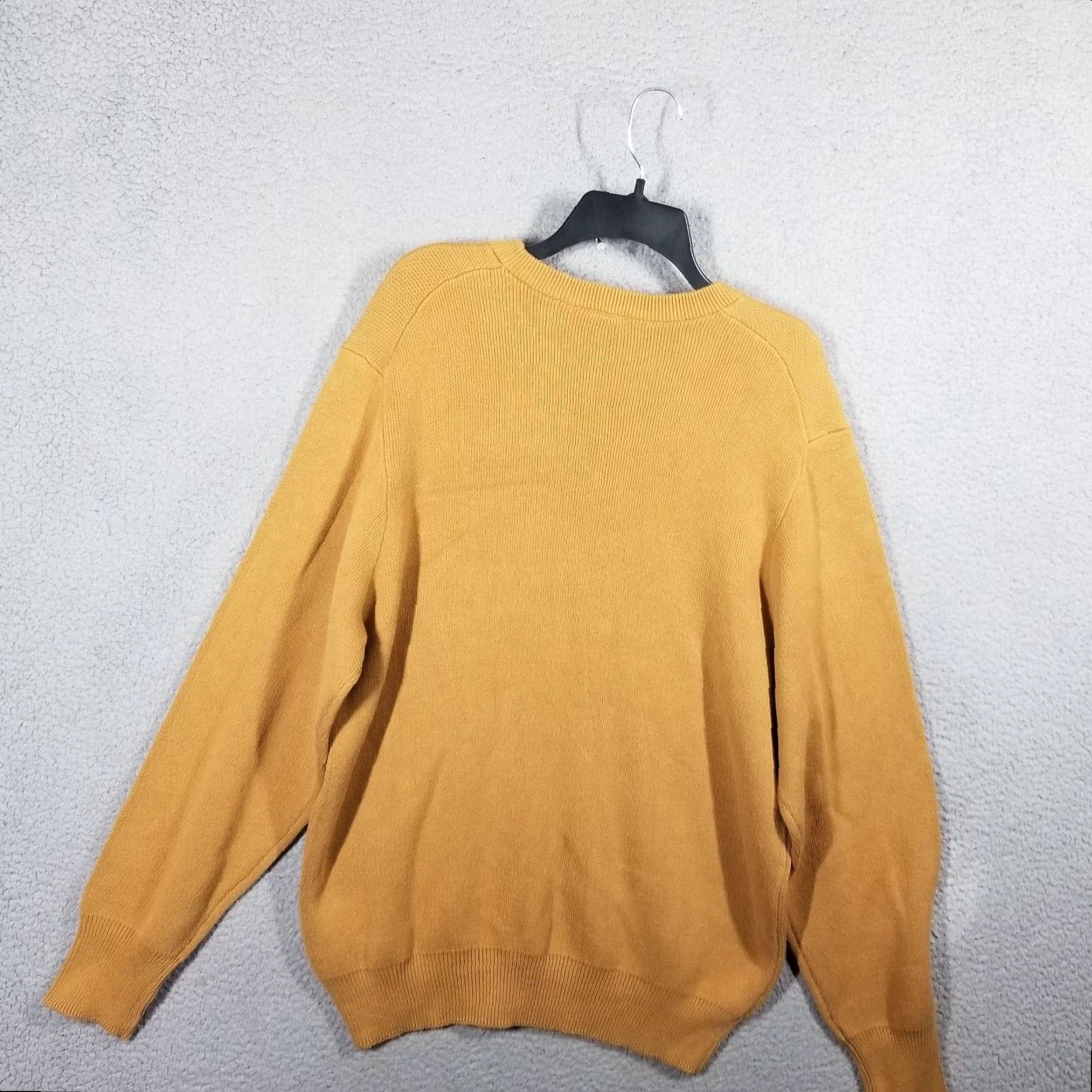 Nike Nike Club Men's Crew-Neck Sweater Medium FQ2912 Parachute Beige/White NEW Size US M / EU 48-50 / 2 - 2 Thumbnail
