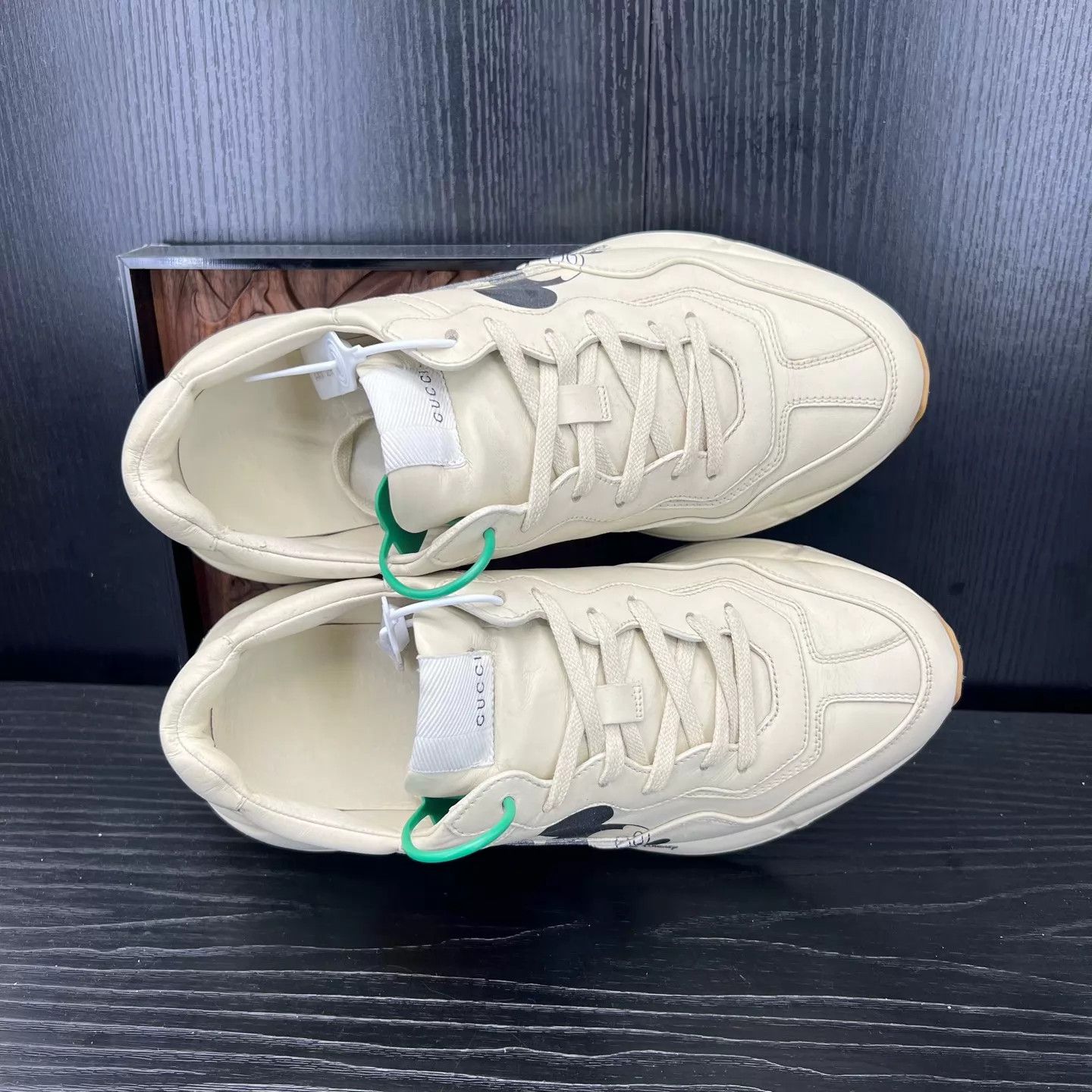 Gucci Gucci Mickey Mouse Dad Sneaker 6 W/ Box Like New Size US 6 / IT 36 - 7 Thumbnail