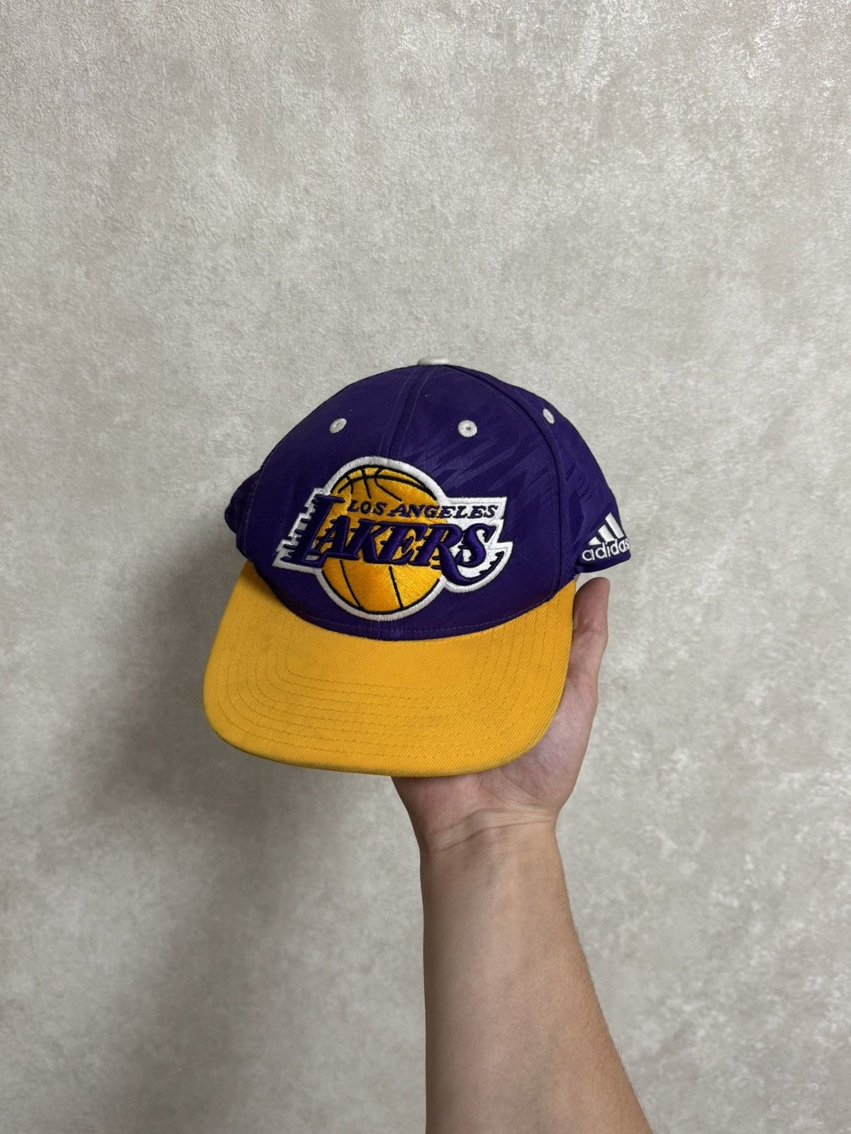 Adidas 🏀Vintage Adidas NBA Los Angeles Lakers cap hat basketball Size ONE SIZE - 1 Thumbnail
