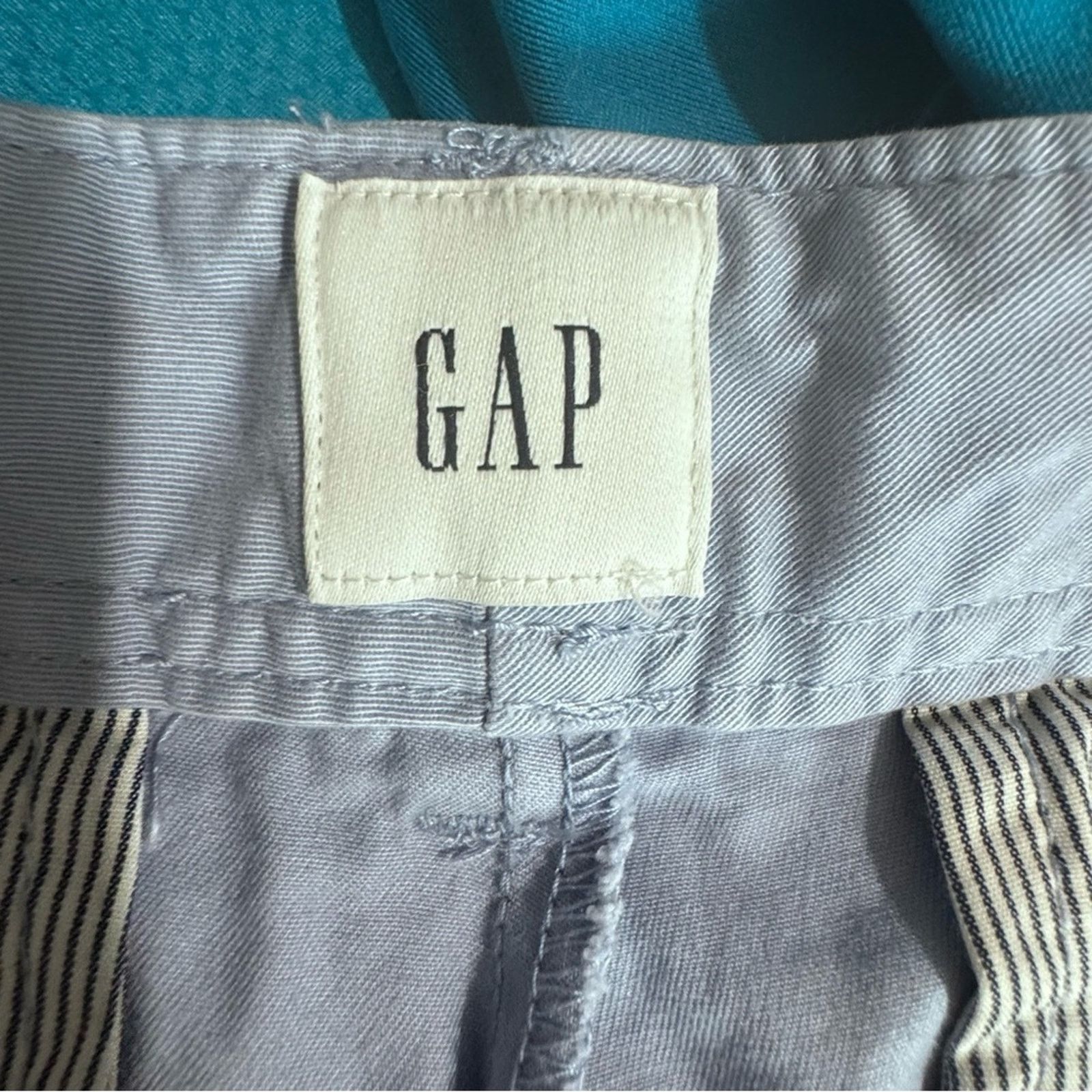 Gap Gap Embroidered Stripe Blue 3” Flat Front Shorts Women’s 14 Size 36" / US 14 / IT 50 - 13 Thumbnail