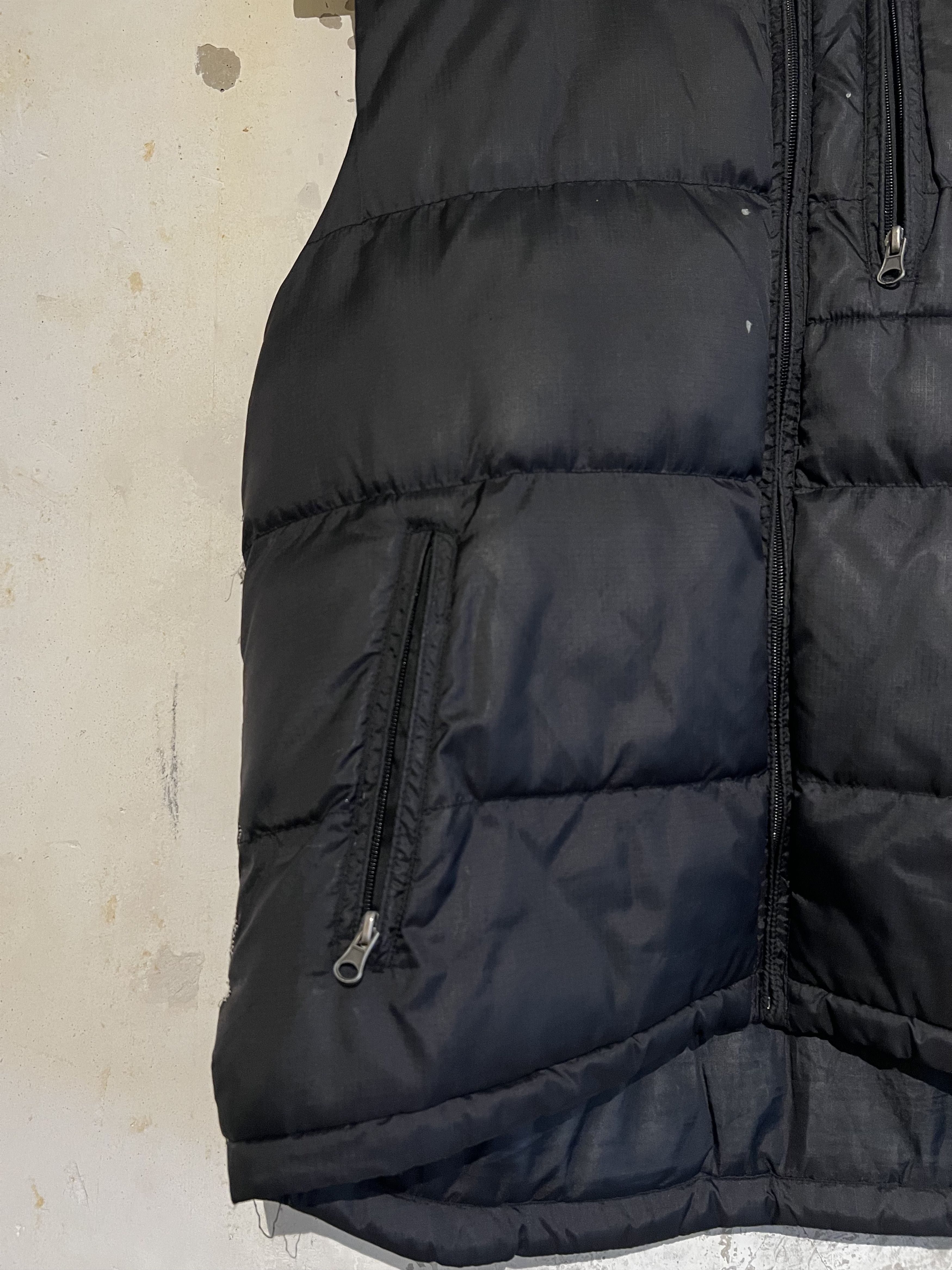Vintage Black Puffer Gilet Vest Jacket Size US M / EU 48-50 / 2 - 3 Thumbnail