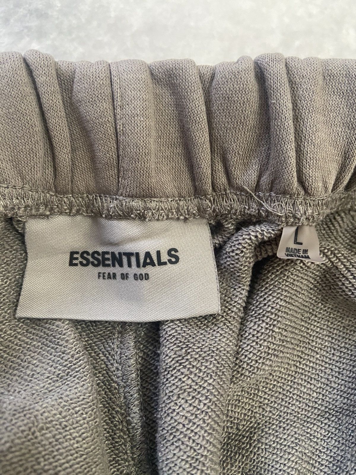 Fear of God Fear Of God Essentials Shorts Size US 32 / EU 48 - 4 Thumbnail