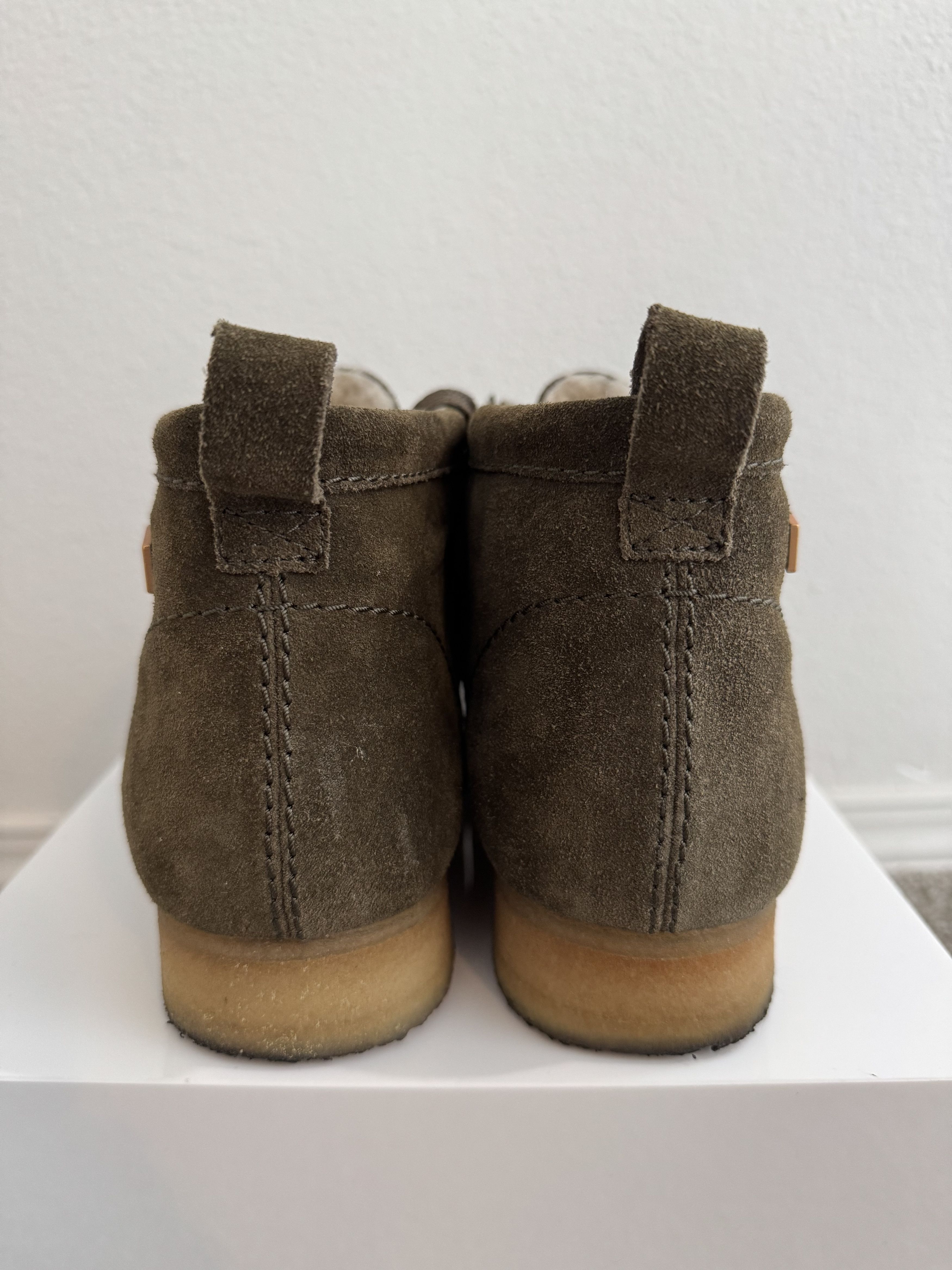 Clarks × Ronnie Fieg Clarks Wallabees x Ronnie Fieg Kith Size US 10.5 / EU 43-44 - 3 Thumbnail