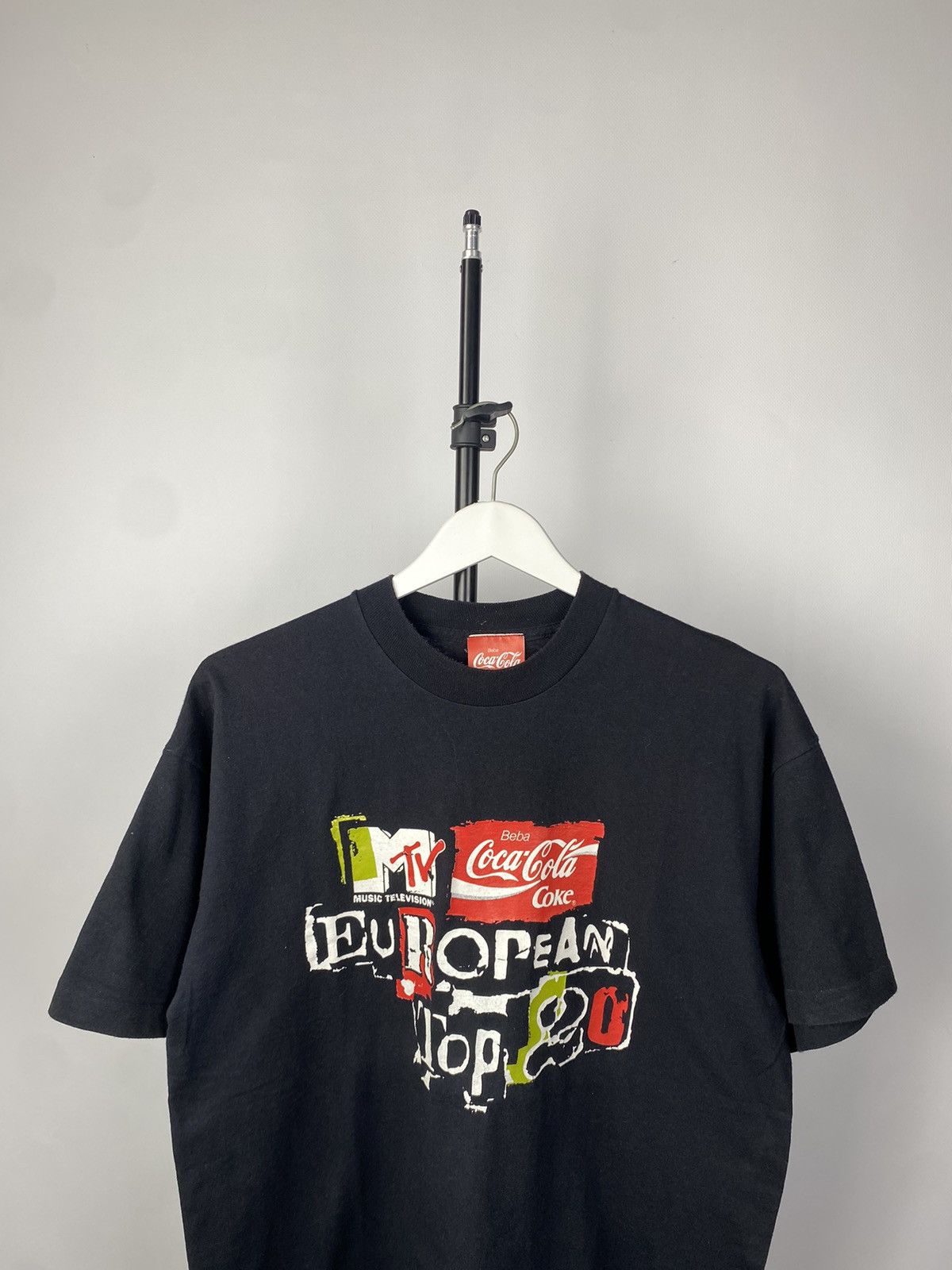 Band Tees × Japanese Brand × Vintage Vintage Coca-Cola T-shirt 90s AmericanWear Y2K Casual Style Size US L / EU 52-54 / 3 - 2 Thumbnail