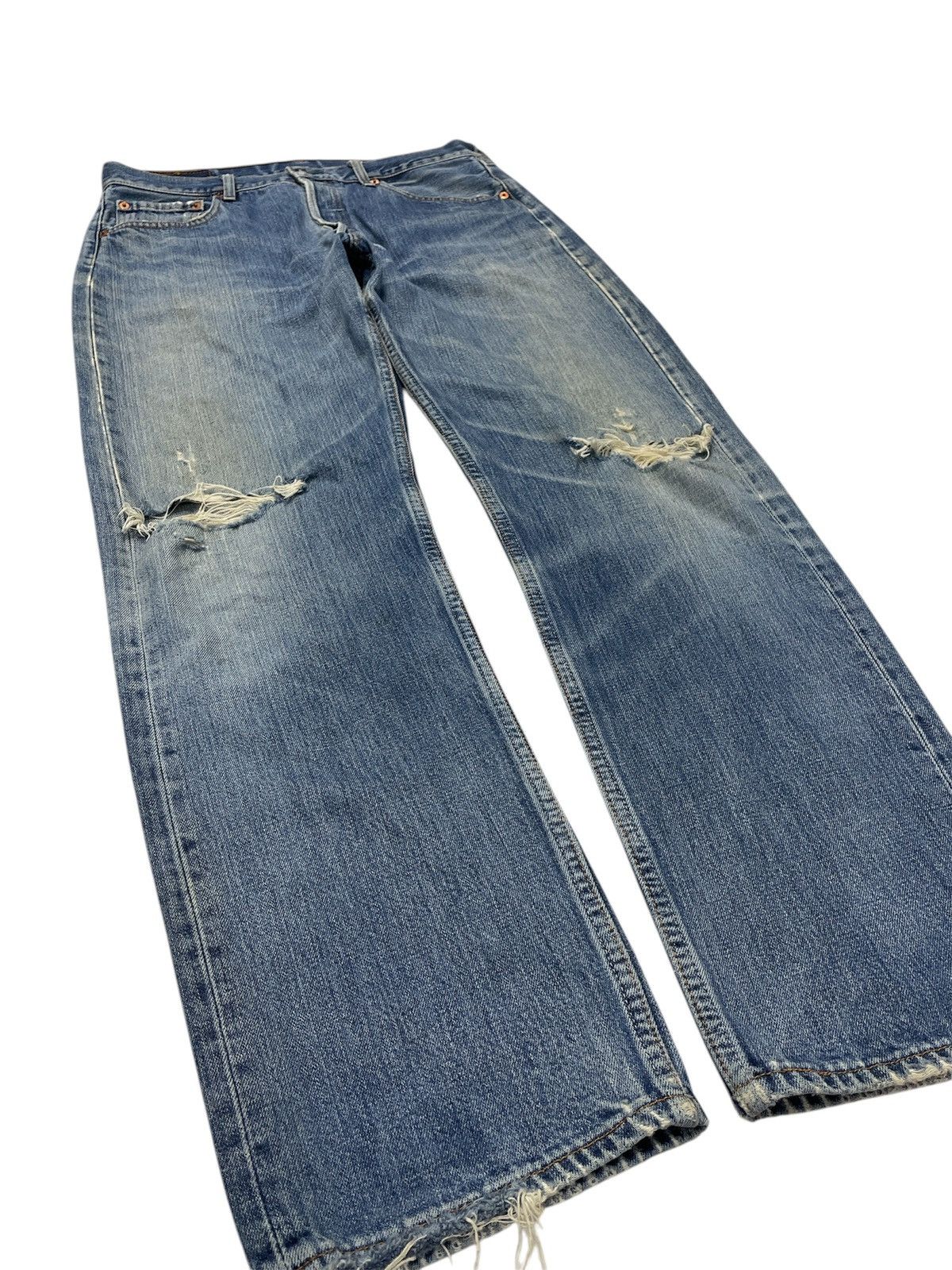 Levi's Vintage Levi’s 501 Distressed Jeans Size US 32 / EU 48 - 2 Thumbnail