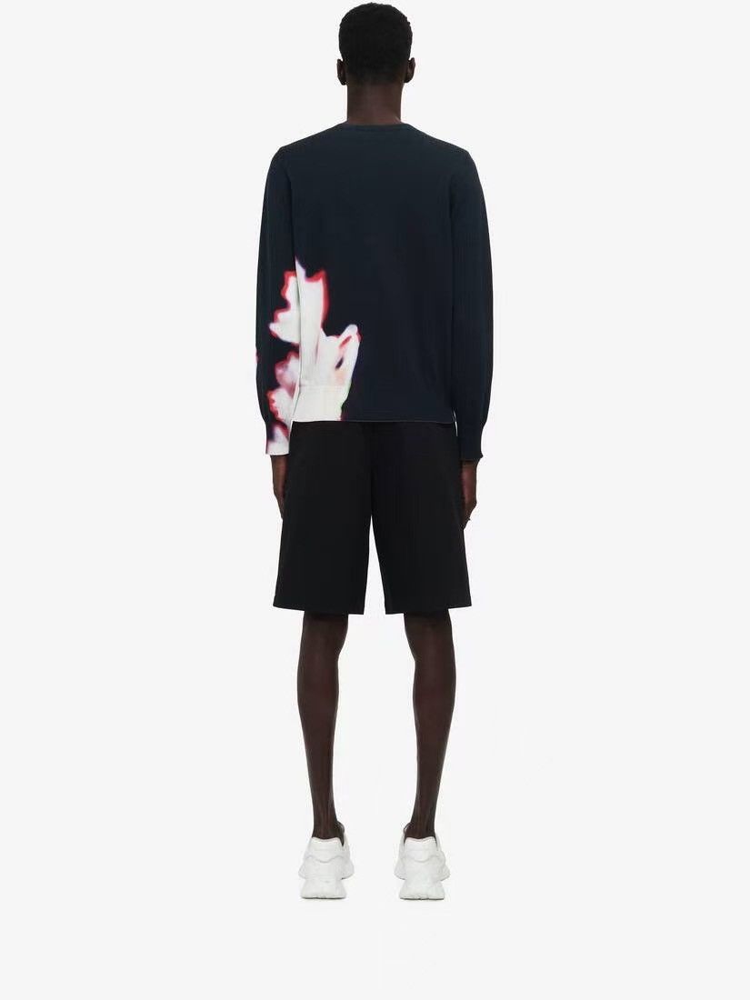 Alexander McQueen Solarised flowerf ine gauge sweater size M Size US M / EU 48-50 / 2 - 2 Thumbnail