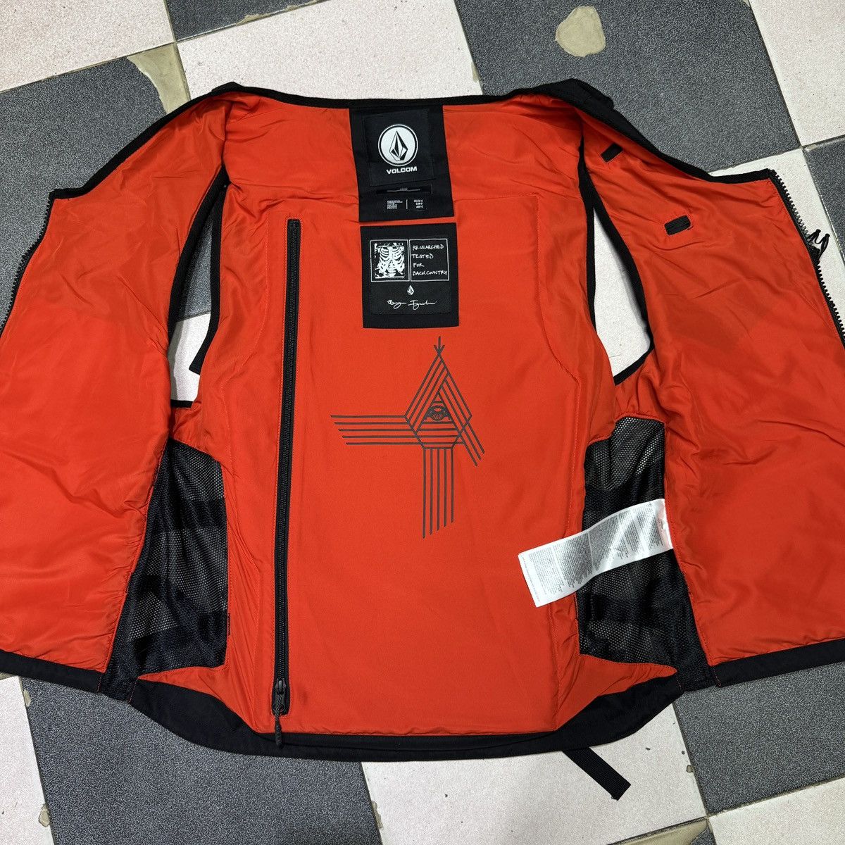 Volcom IGUCHI SLACK VEST - BLACK Size US S / EU 44-46 / 1 - 5 Thumbnail