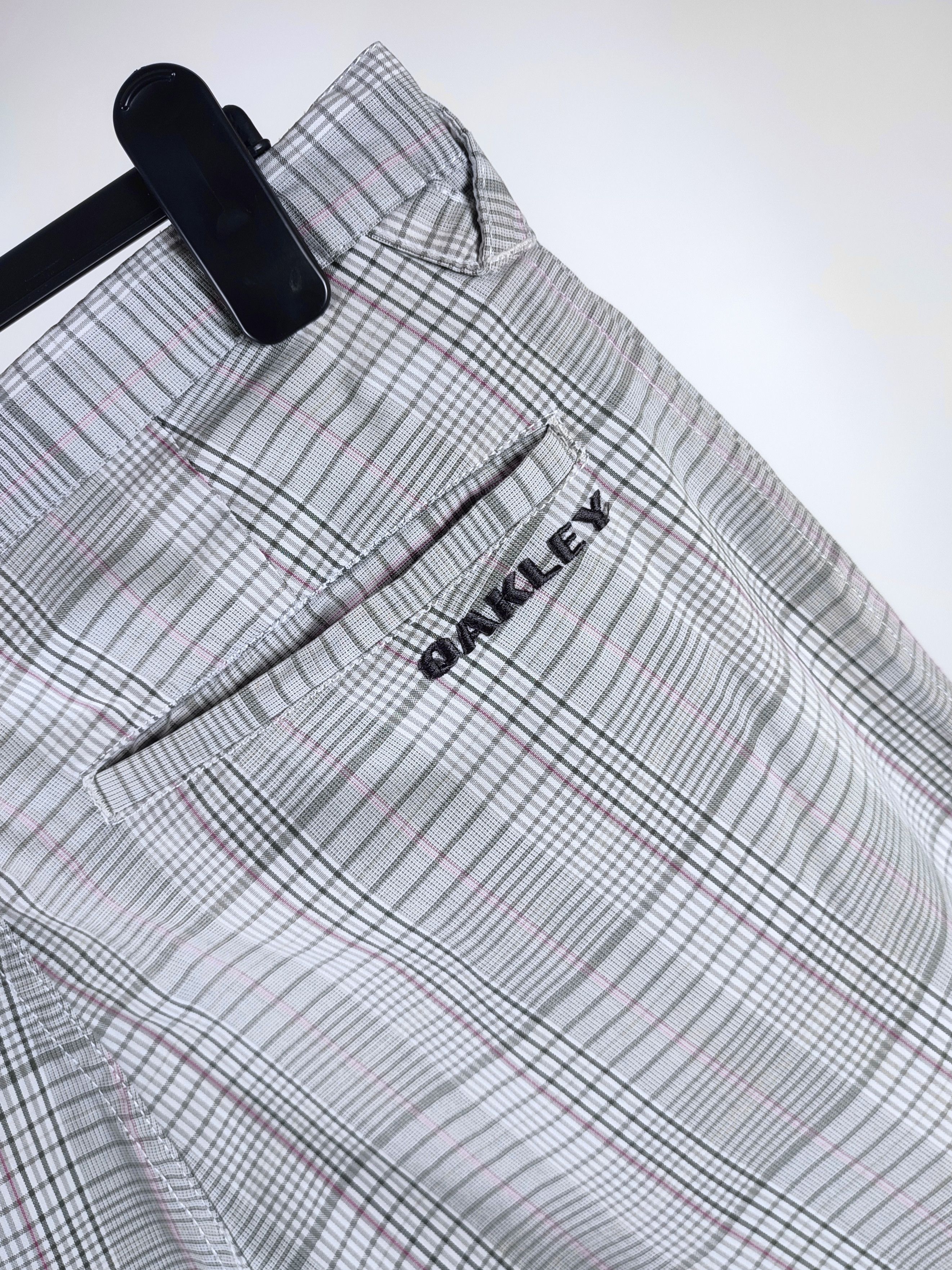Oakley Y2K Oakley Multicolor Check Straight Nylon Pants Trousers Size US 32 / EU 48 - 9 Thumbnail
