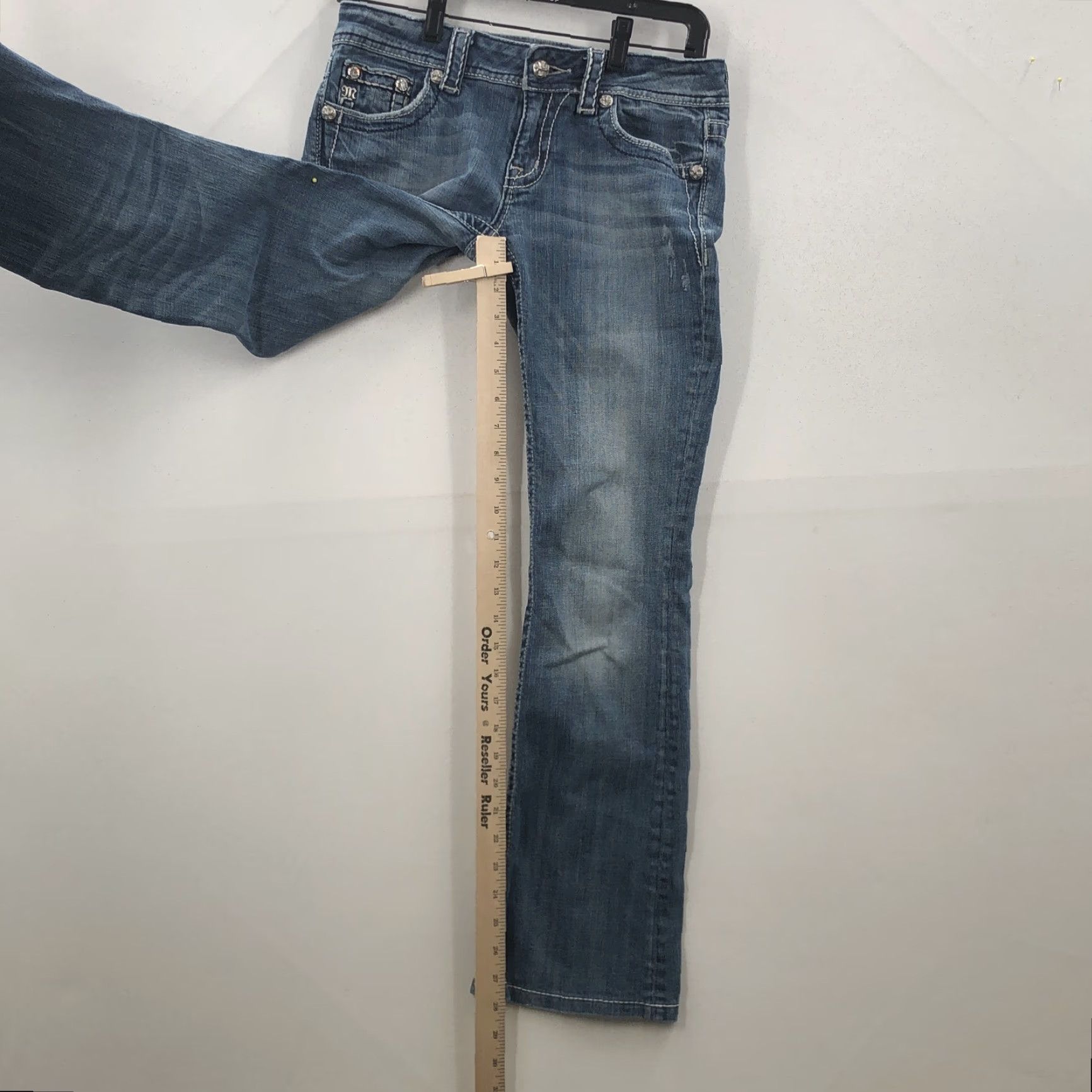 Miss Me Miss Me Jeans Womens Bootcut Denim 28 Medium Wash Pockets 5-Pocket Regular Rise 7.5in Inseam 28in Blue Size 28" / US 6 / IT 42 - 4 Thumbnail