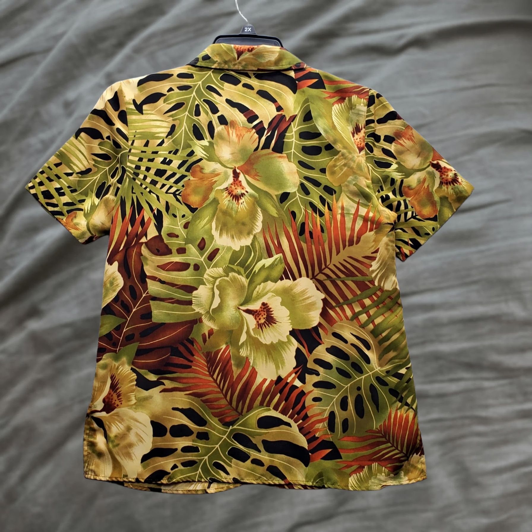 Vintage VTG Caribou Hawaiian Shirt Mens M Multi Tropical Print Collar Button-Up EUC Size US M / EU 48-50 / 2 - 1 Thumbnail