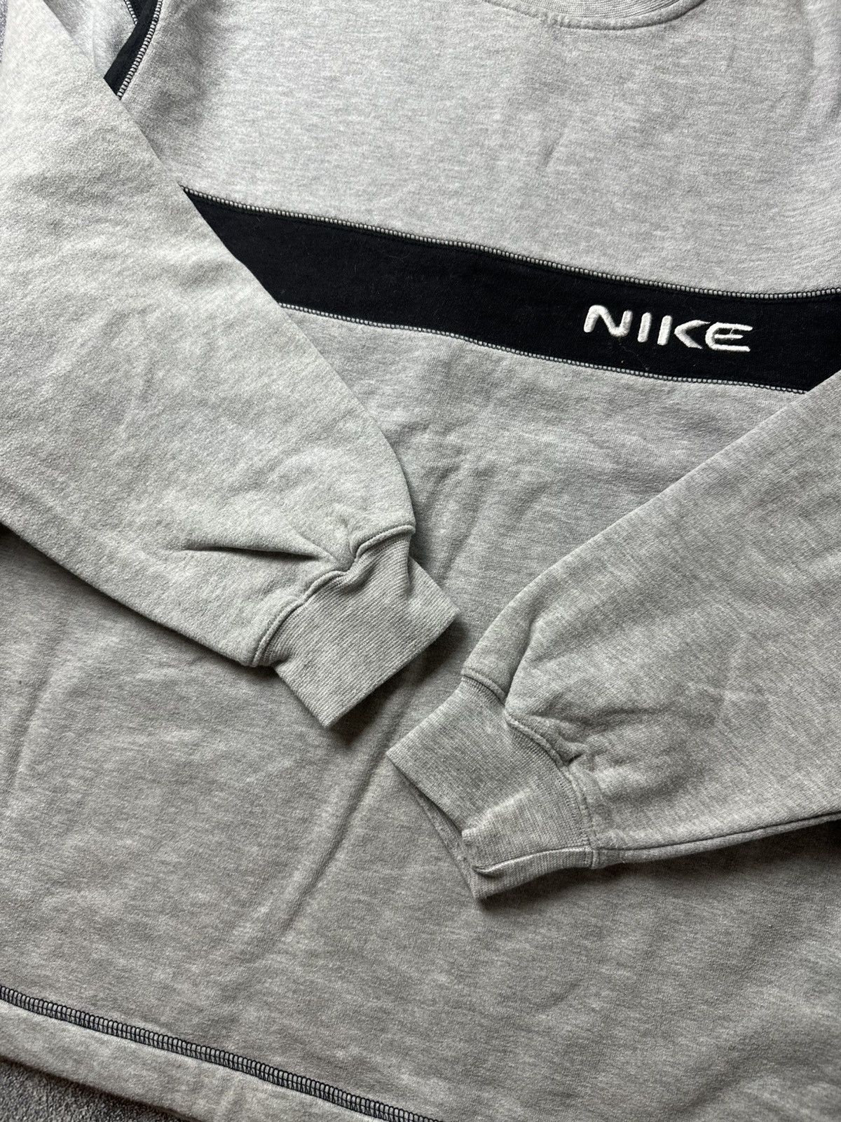Nike Vintage Nike Sweatshirt Size US M / EU 48-50 / 2 - 3 Thumbnail