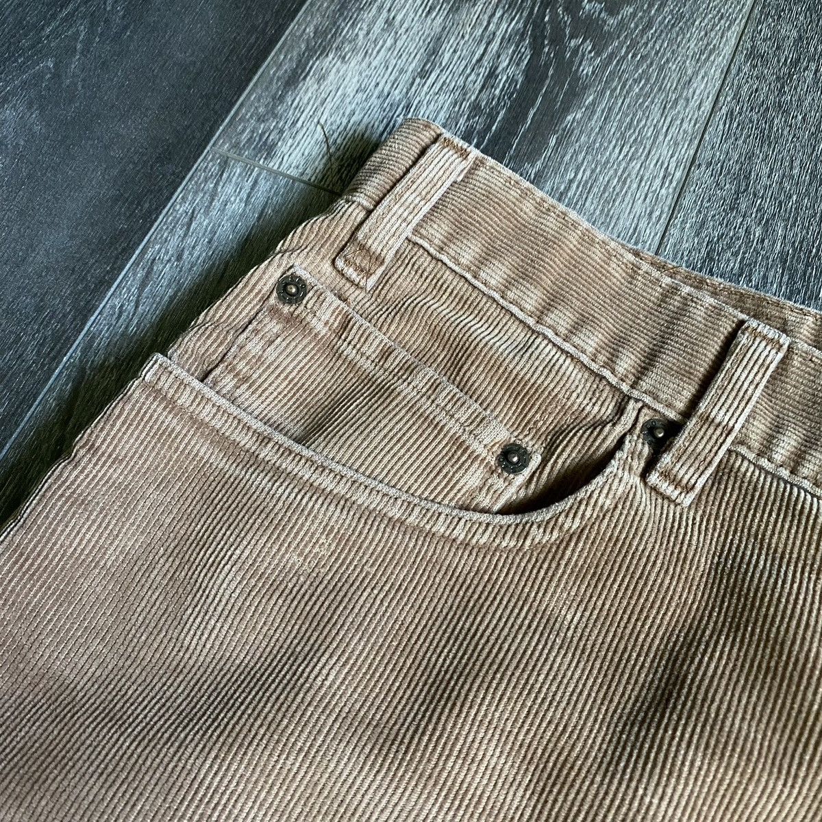 Levi's Vintage 1990s Levi’s Corduroy Straight Wash Tan Pants 36x30 Size US 36 / EU 52 - 6 Thumbnail