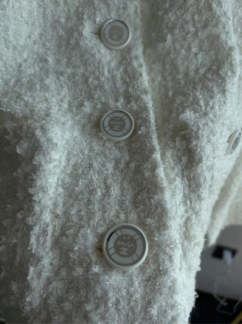 Chanel Chanel 2019 spring and summer white short coat Size XXS / US 00 / IT 34 - 4 Thumbnail