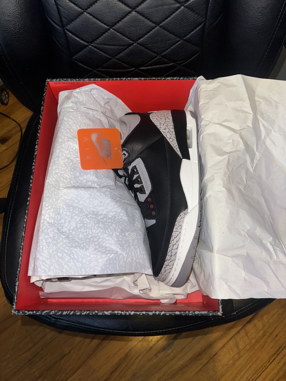 Jordan Brand × Nike AIR JORDAN 3 “BLACK CEMENT” RETRO 2024 Size US 11 / EU 44 - 2 Thumbnail
