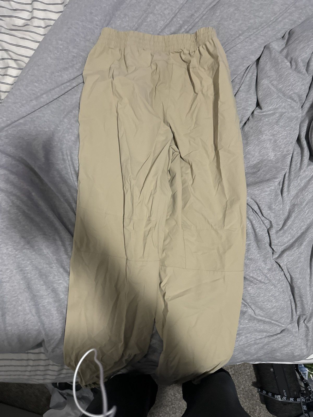 Weatherproof Waterproof jogger unsure of brand name Size US 32 / EU 48 - 1 Thumbnail
