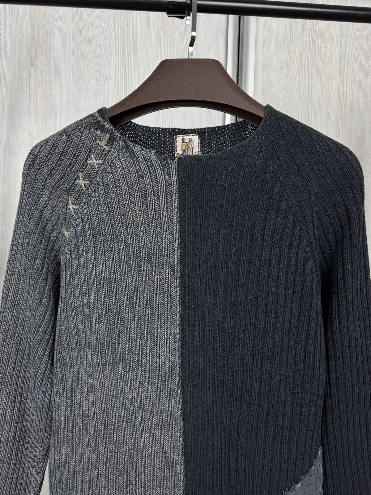 Desigual Desigual vintage Spain double colour distressed sweater Size XL / US 12-14 / IT 48-50 - 3 Thumbnail