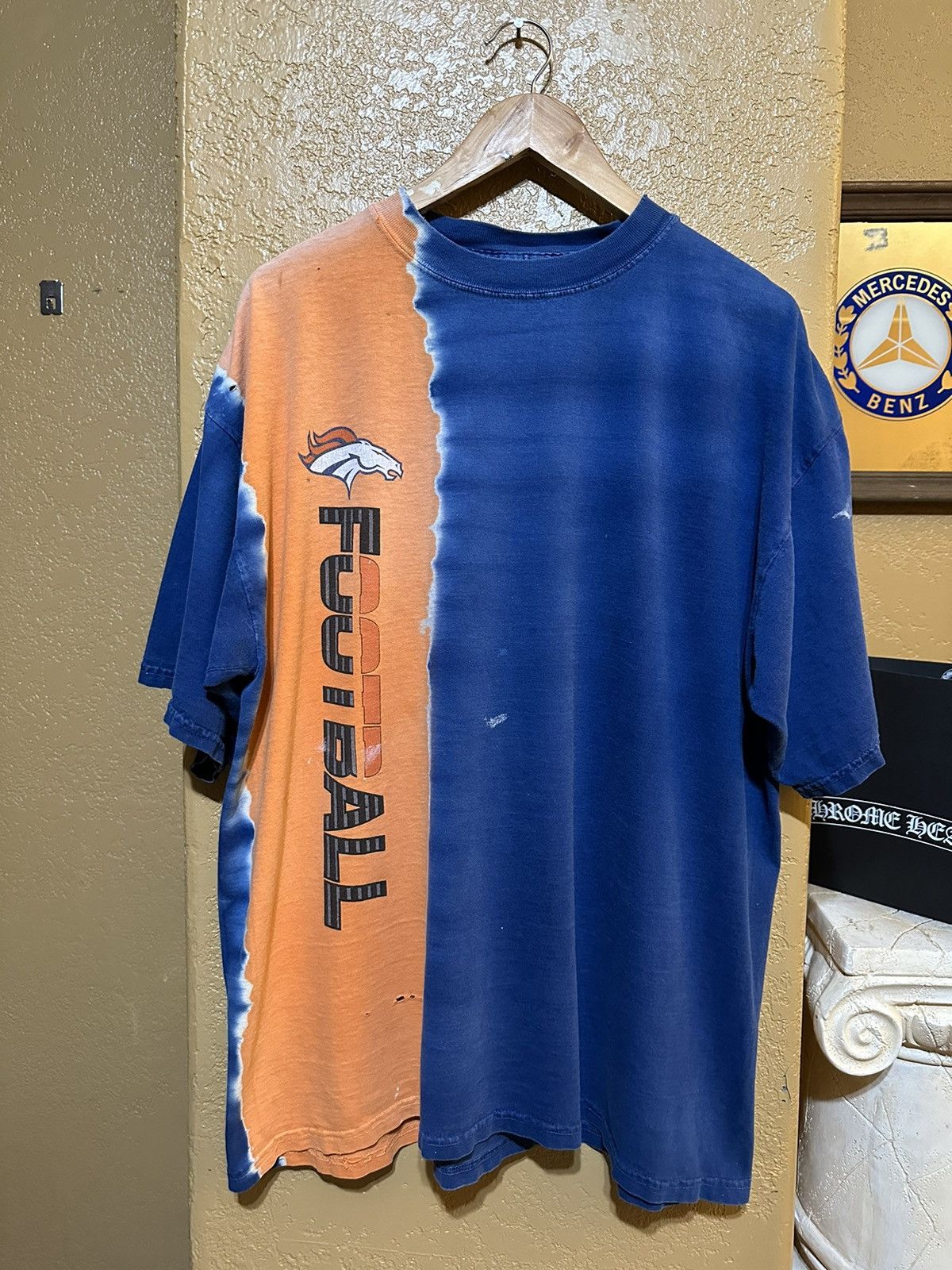 Vintage 🏈 distressed vtg 90s Denver Broncos Tee NFL Size US XL / EU 56 / 4 - 1 Thumbnail