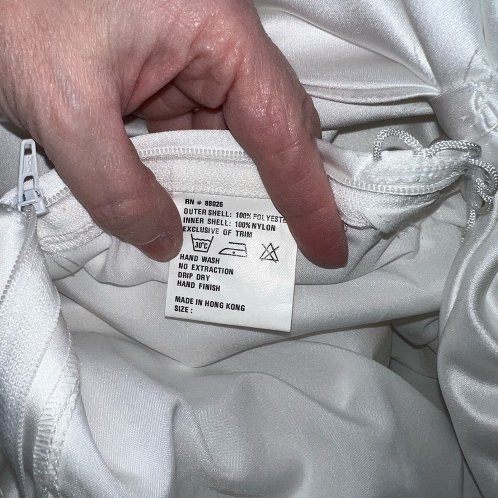 Vintage Gorgeous Vintage 90s White Satin Wedding Gown! Size XL / US 12-14 / IT 48-50 - 11 Thumbnail