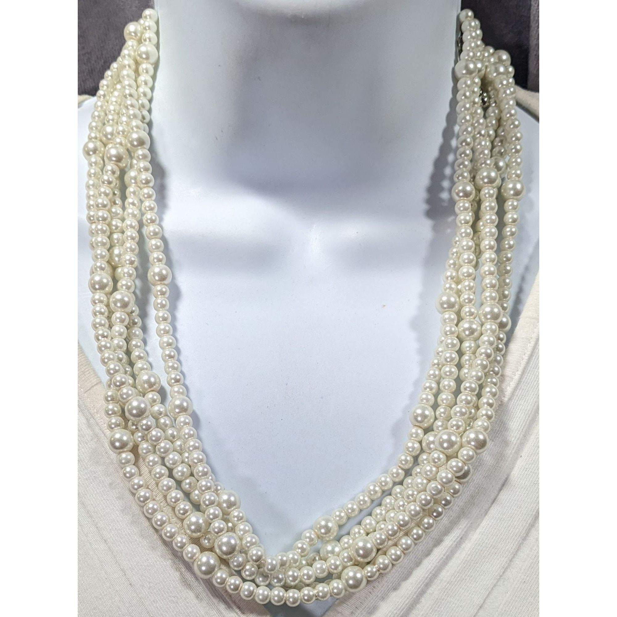 Other Elegant Multilayer White Faux Pearl Necklace Size ONE SIZE - 3 Thumbnail