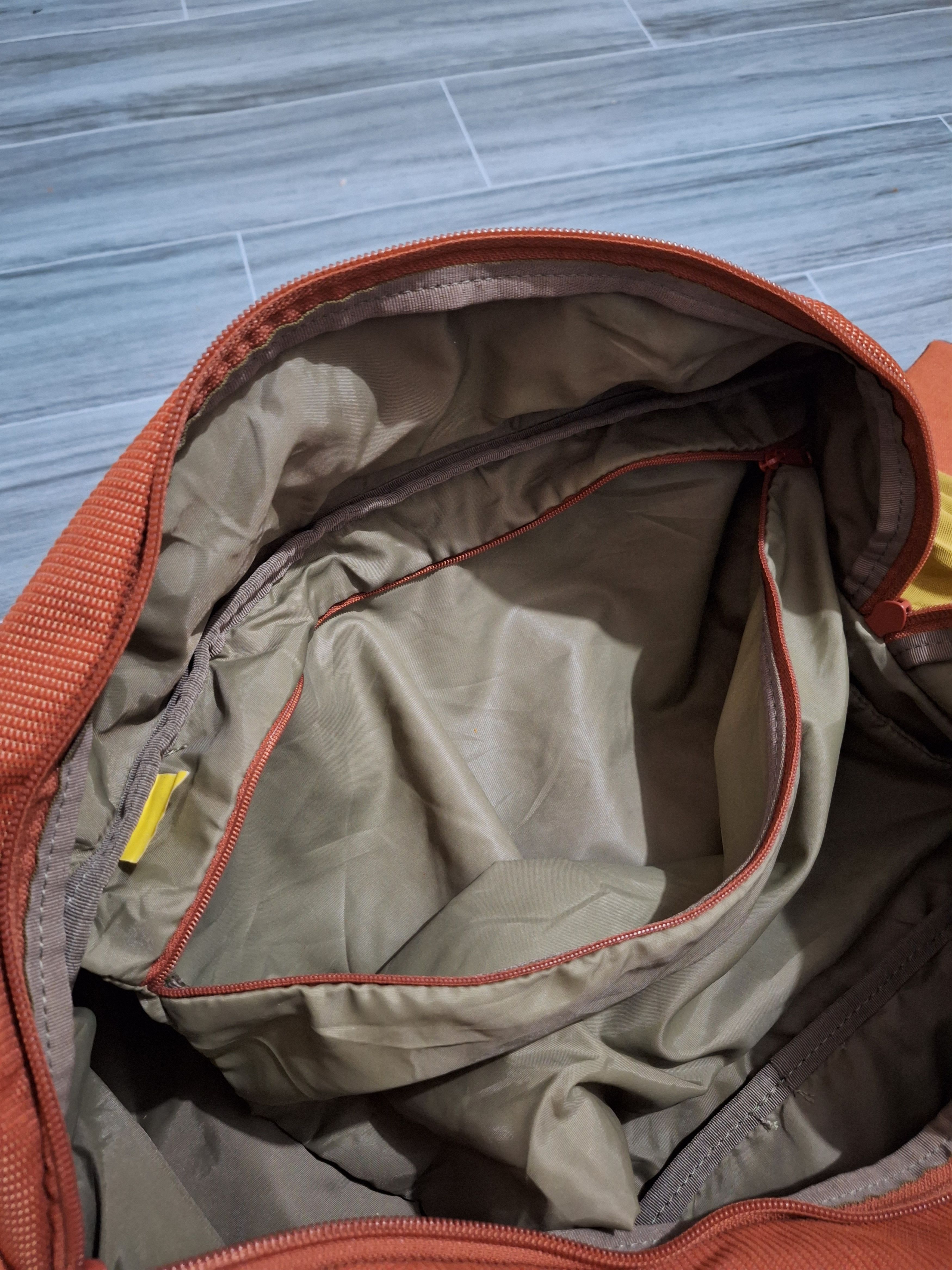 Mandarina Duck MANDARINA DUCK - 90's -Archive -3-Way Convertible Duffle Bag Size ONE SIZE - 14 Thumbnail