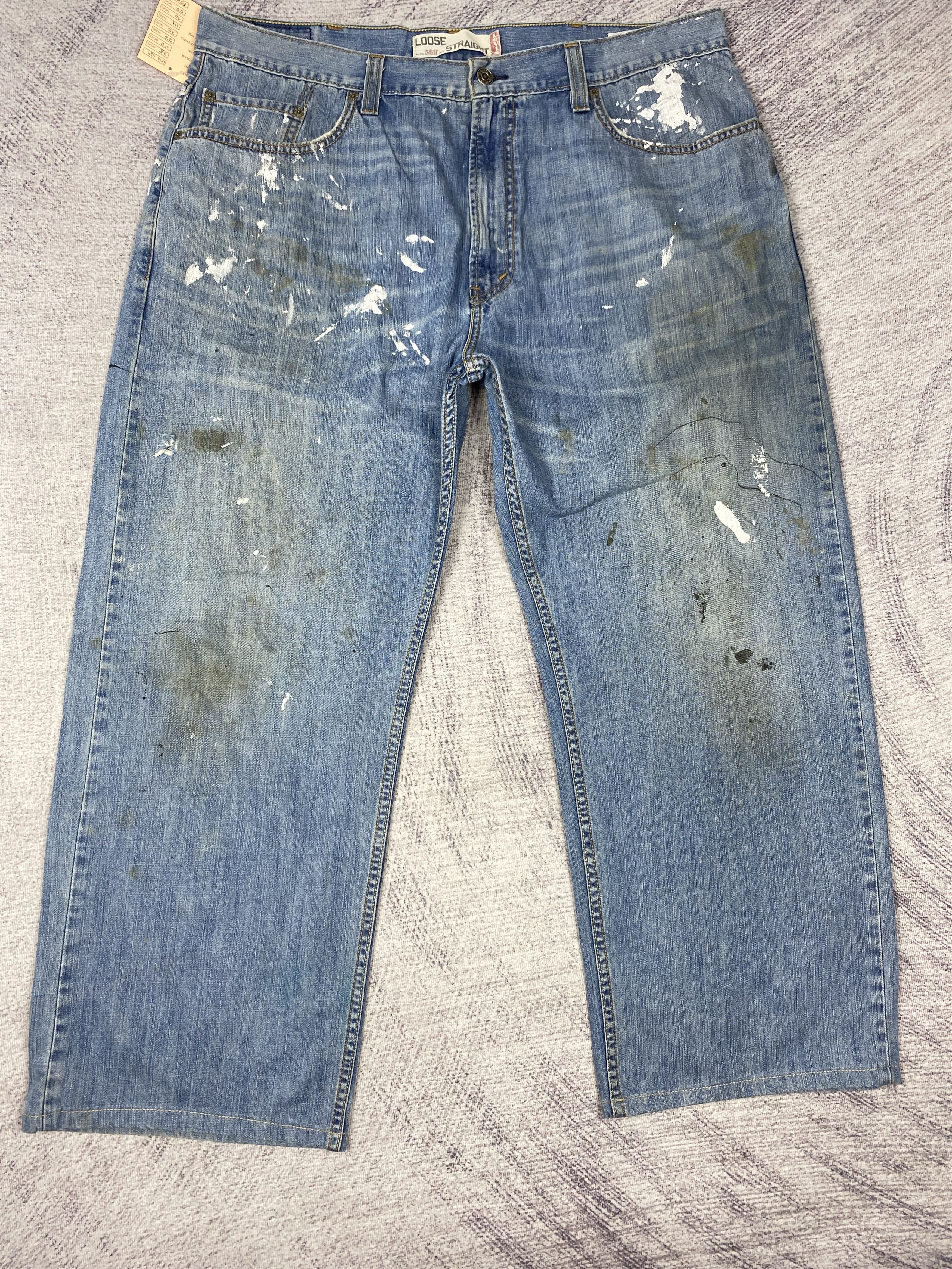 Vintage Vintage Levi's 569 Loose Straight Light Blue Denim PT0480 Size US 38 / EU 54 - 1 Thumbnail
