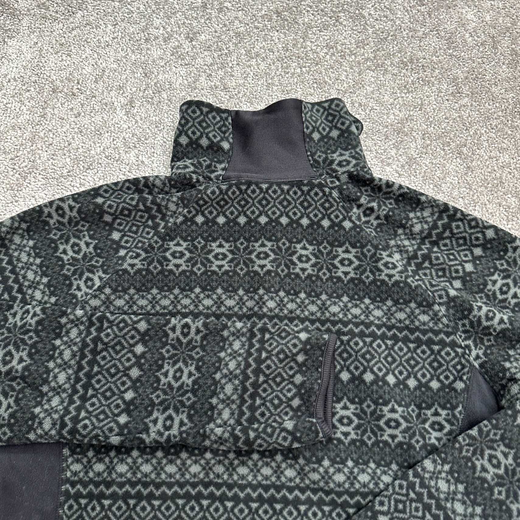 Vintage Columbia Jacket Womens L Black Geometric 1/4 Zip Outdoor Modern Indoor Seasonal Size L / US 10 / IT 46 - 4 Thumbnail