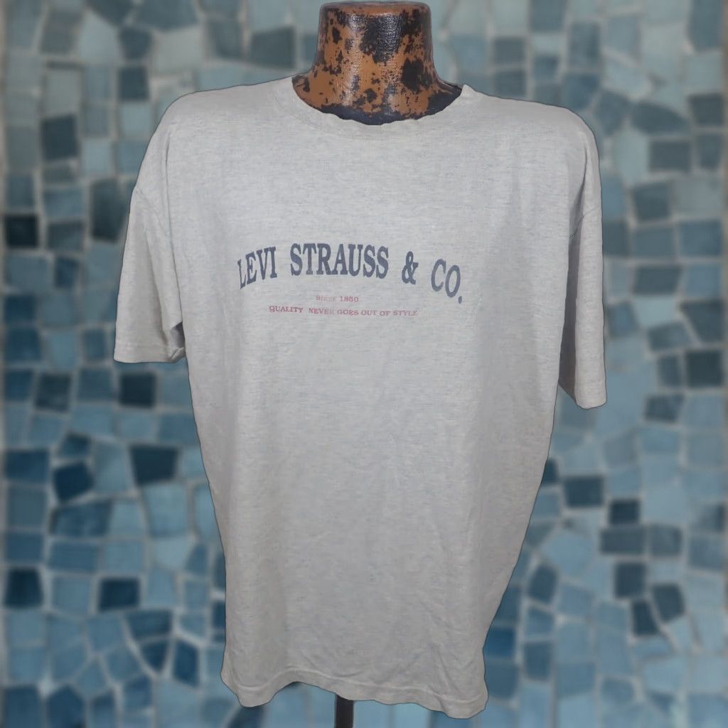 Levi's VINTAGE Levi's Jeans Women Levi's Logo Spellout Graphic Tee Shirt S/M Heather Gray USA Made 90s Classic Retro Adult Womens Size S / US 4 / IT 40 - 1 Thumbnail