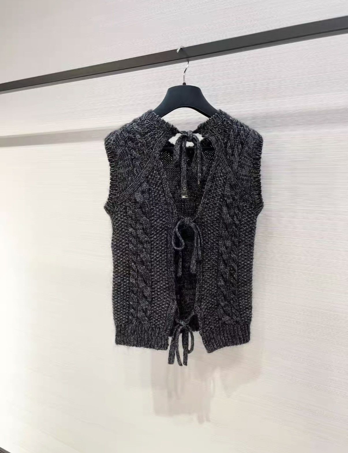 Dior Dior Classic Dark Heather Grey Cashmere Vest Tie waist J33 Size XS / US 0-2 / IT 36-38 - 2 Thumbnail