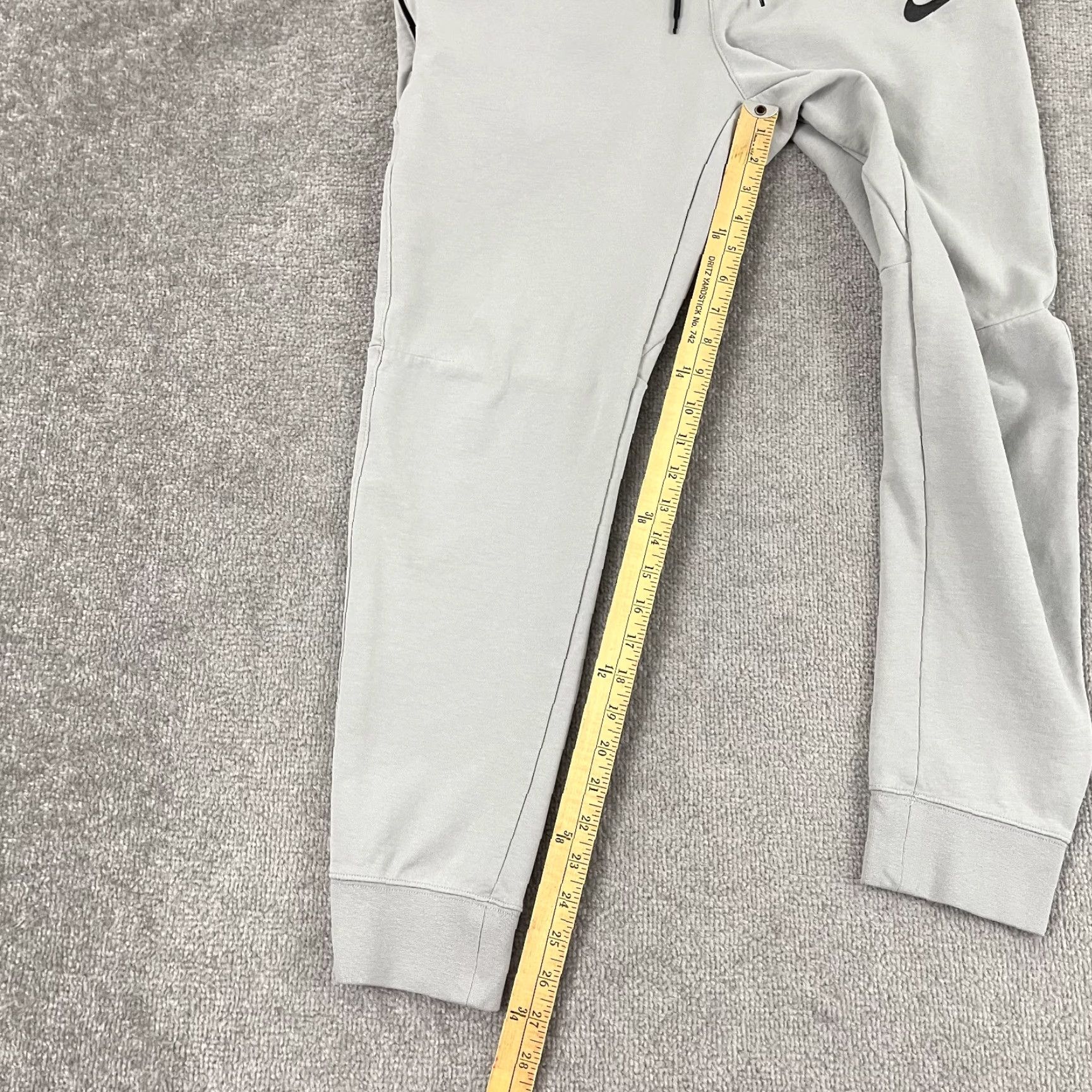 Nike Nike Tech Essentials Sweatpants Men Large / 27" Gray Colorblock Fleece Joggers Sportswear Athletic Size US 33 - 6 Thumbnail