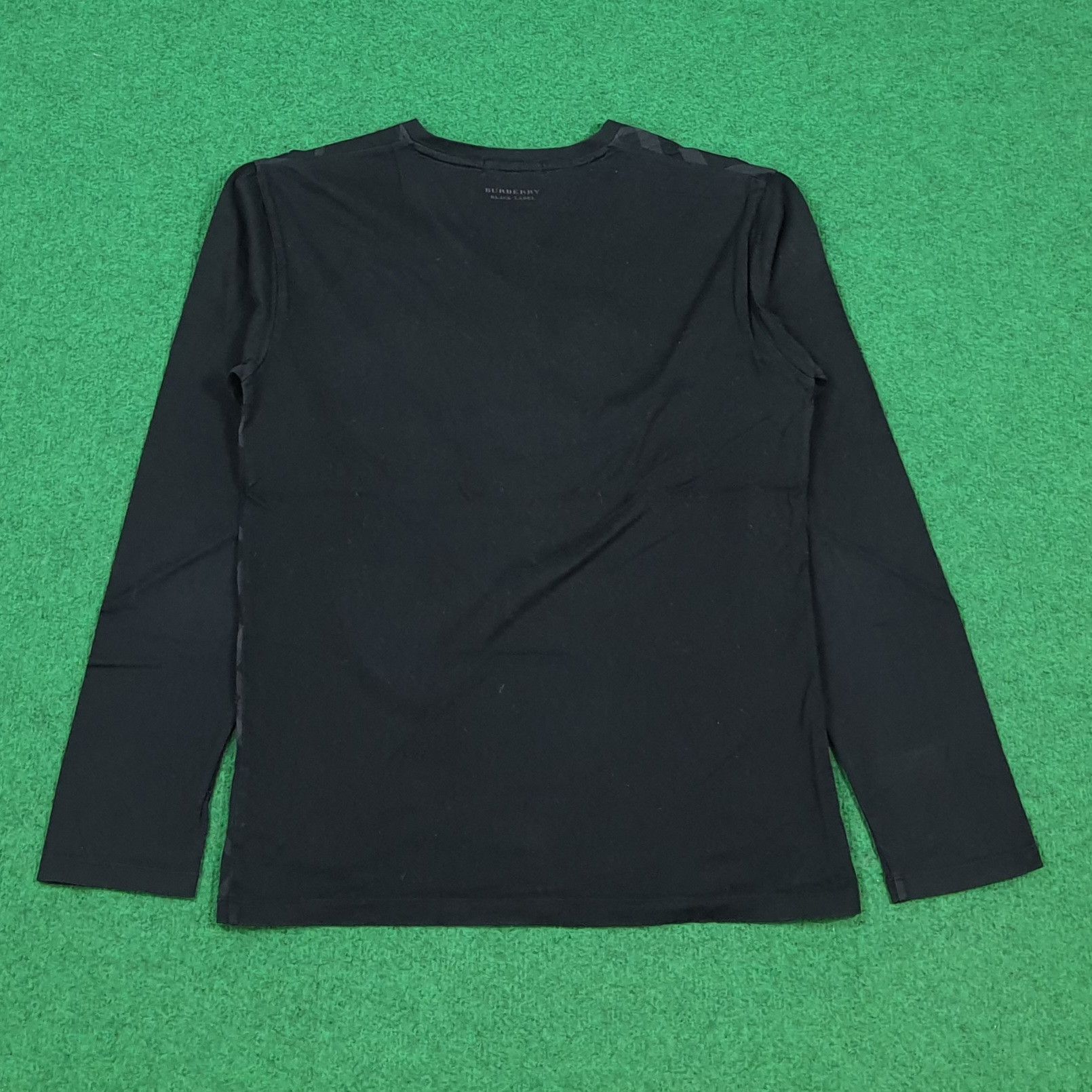 Burberry Vintage Burberry Black Label V Neck Tshirt C294N62 Size S / US 4 / IT 40 - 3 Thumbnail