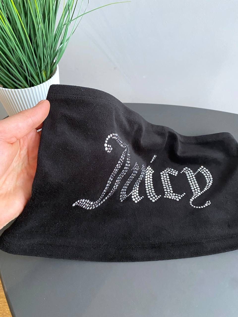Designer × Juicy Couture Juicy Couture Black Velour Cropped Top Y2K, Size M Size M / US 6-8 / IT 42-44 - 2 Thumbnail