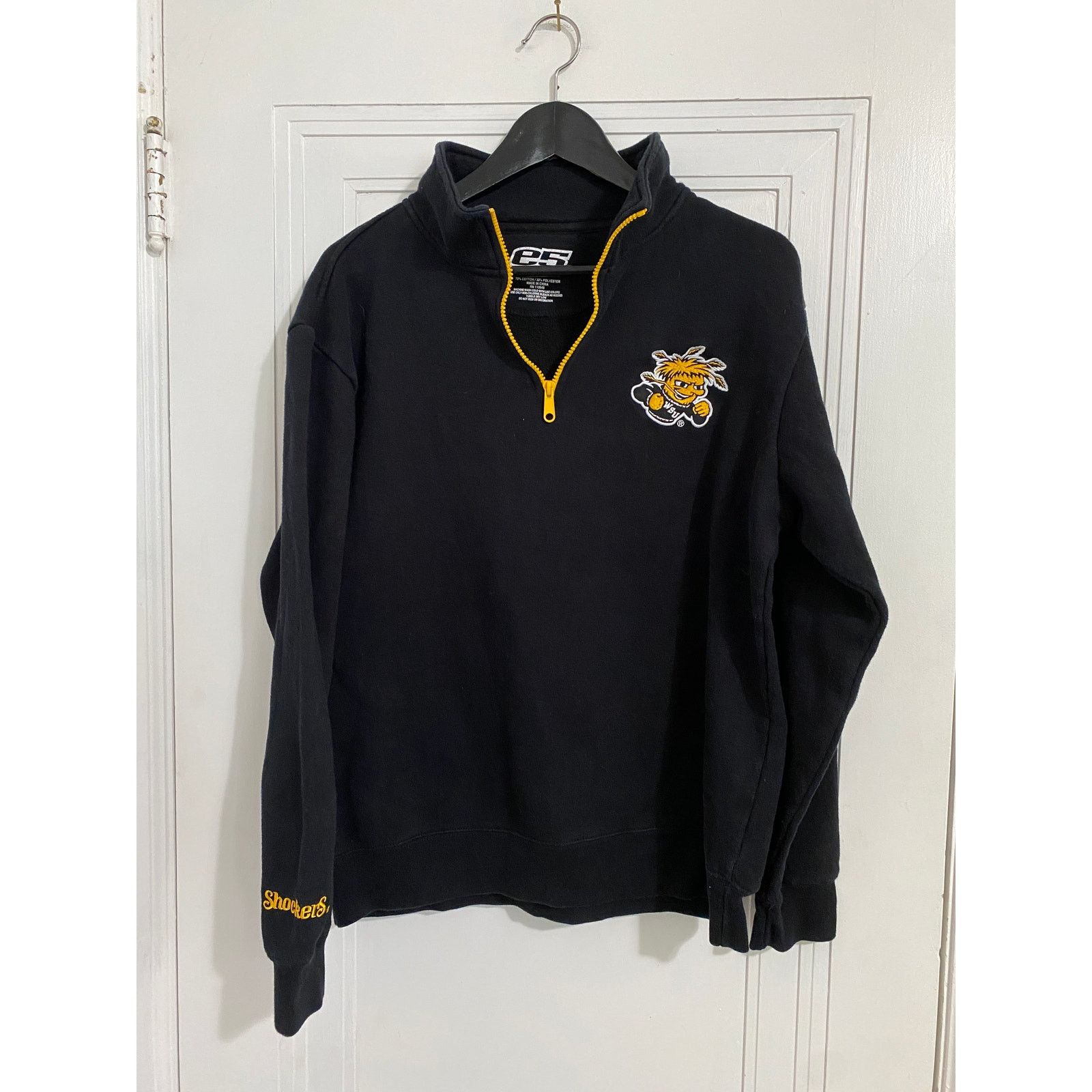 NCAA Wichita State University Shockers 1/4-Zip Size Large Size US L / EU 52-54 / 3 - 1 Thumbnail
