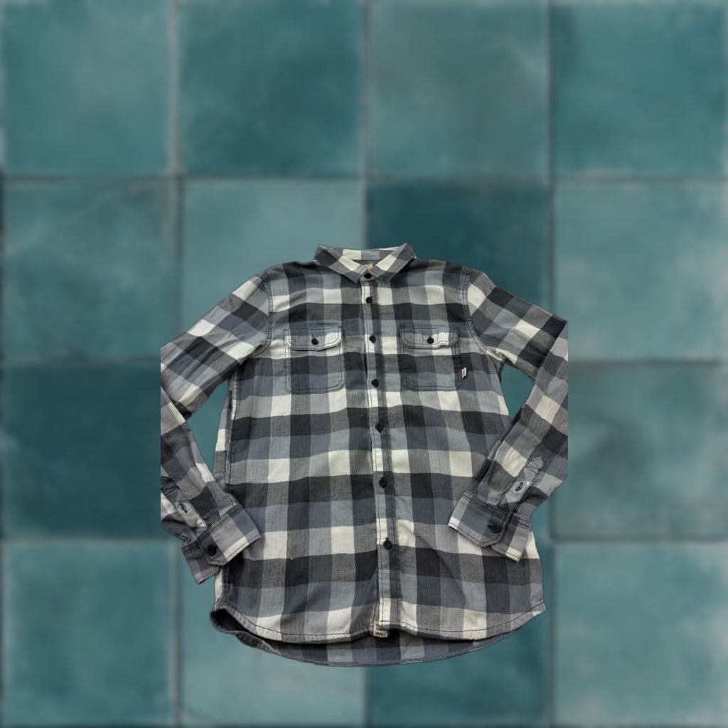 Vans Vans Shirt Mens Medium Gray Plaid Flannel Long Sleeve Button Front Casual Size US M / EU 48-50 / 2 - 1 Thumbnail
