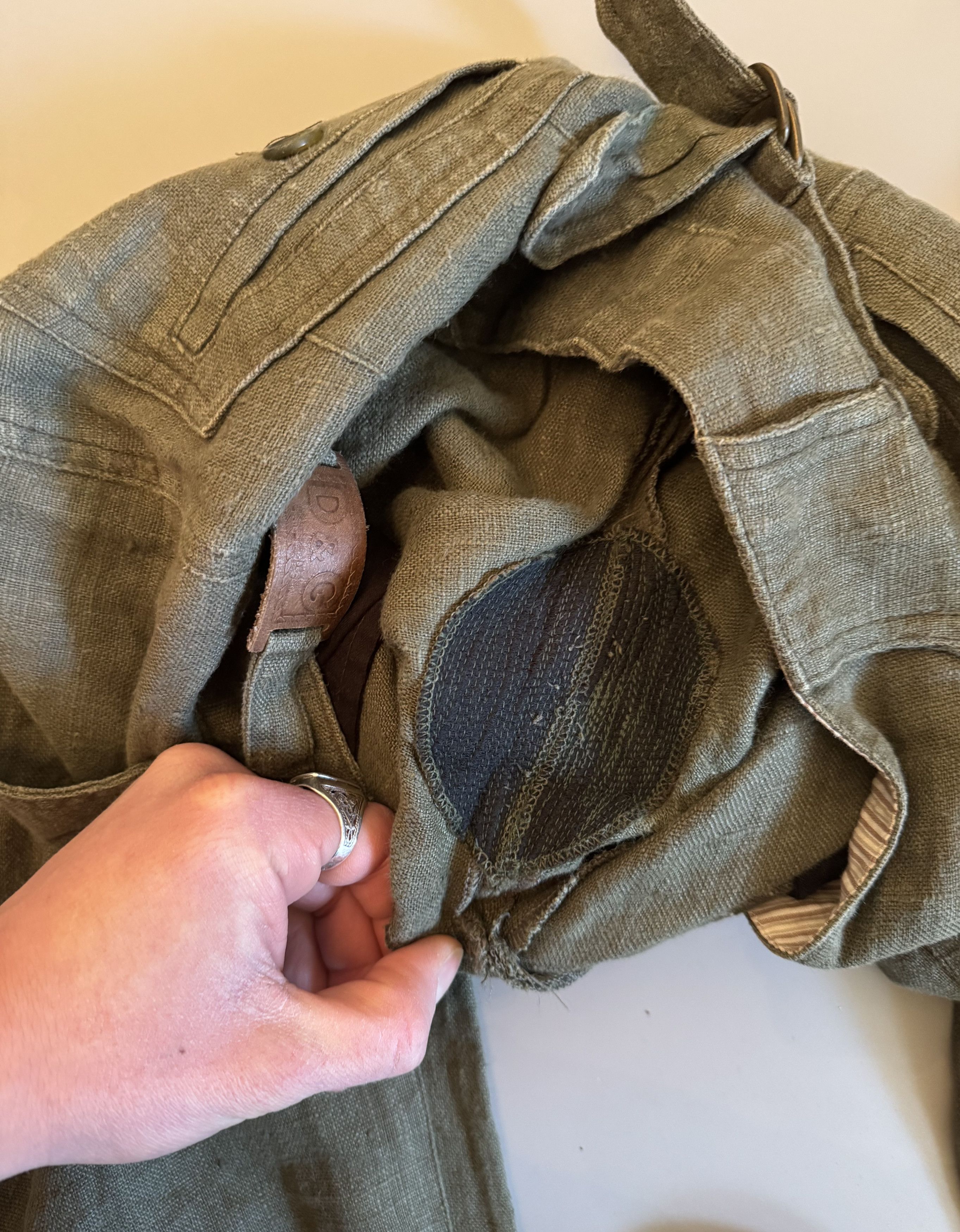Dolce & Gabbana Vintage 2000s Dolce & Gabbana Olive Pants Size 30 Size 30" / US 8 / IT 44 - 10 Thumbnail