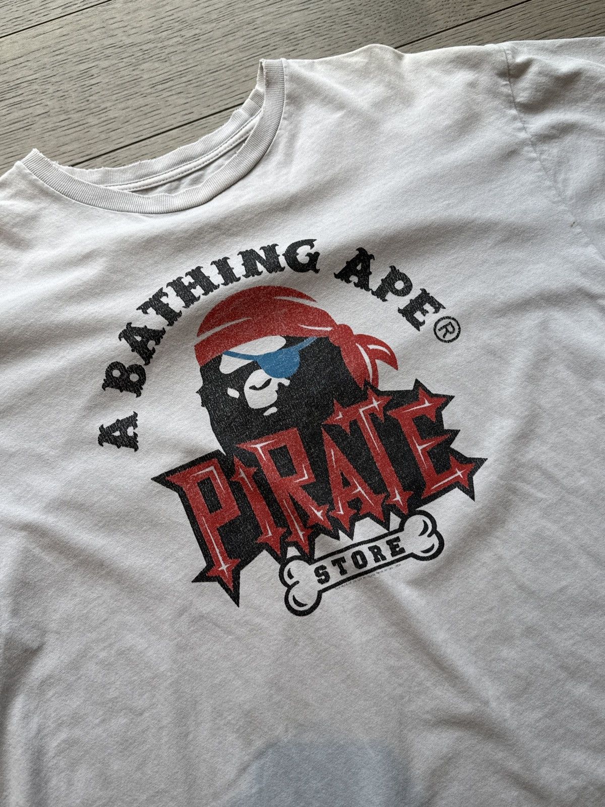 Bape Pirate Store tee Size US L / EU 52-54 / 3 - 3 Thumbnail